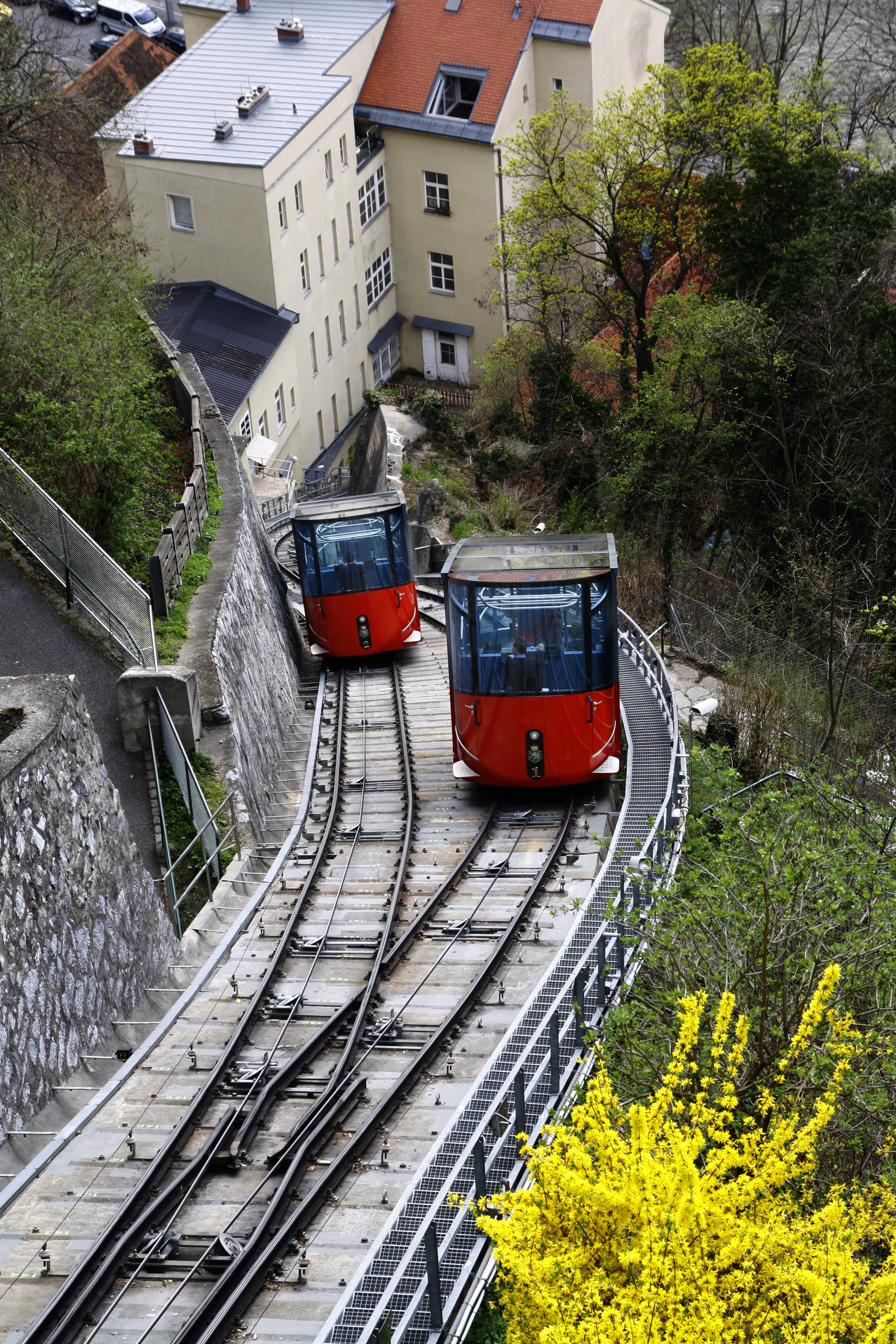 high angle view, daylight, train - vehicle, trees, castle hill railway, old town, gleise, summer, mode of transportation, tourism, land vehicle, graz, architecture, Phone HD Wallpaper