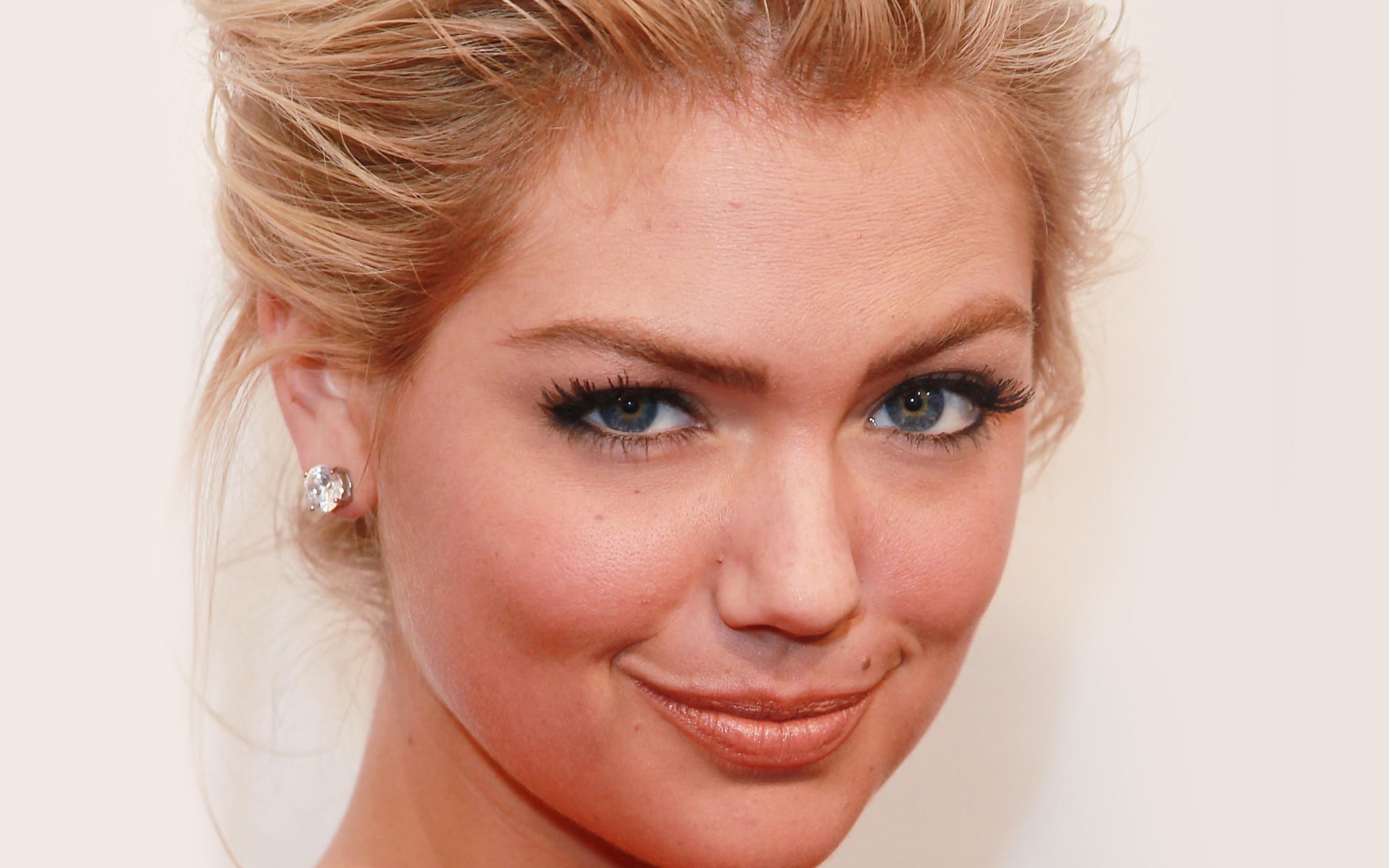 human body part, headshot, beautiful people, young women, one person, fashion, 1080P, beautiful woman, eye, kate upton backgrounds for laptop, close-up, HD Wallpaper