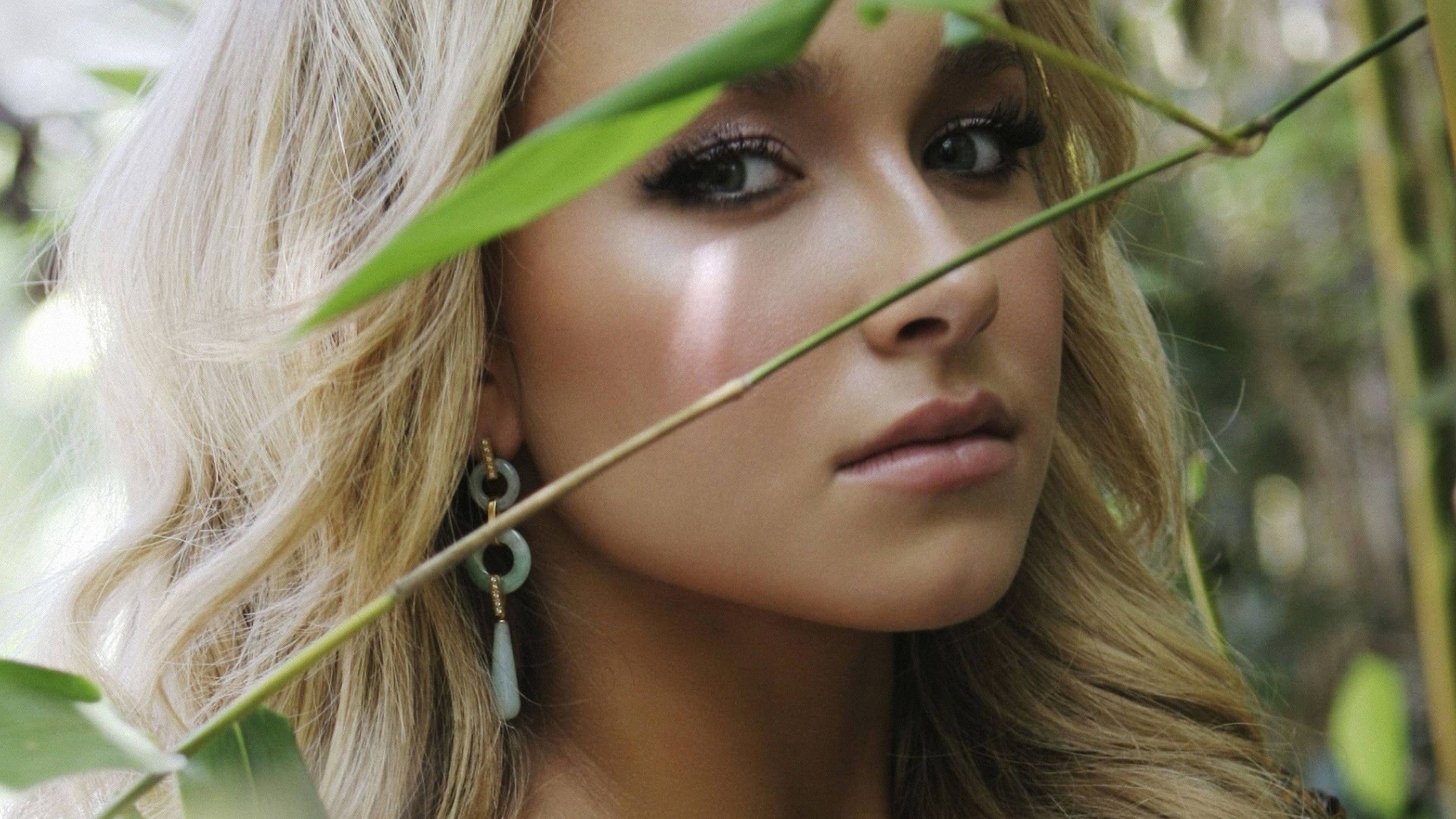 2K, Hayden Panettiere, looking at viewer, women, face, blonde, HD Wallpaper