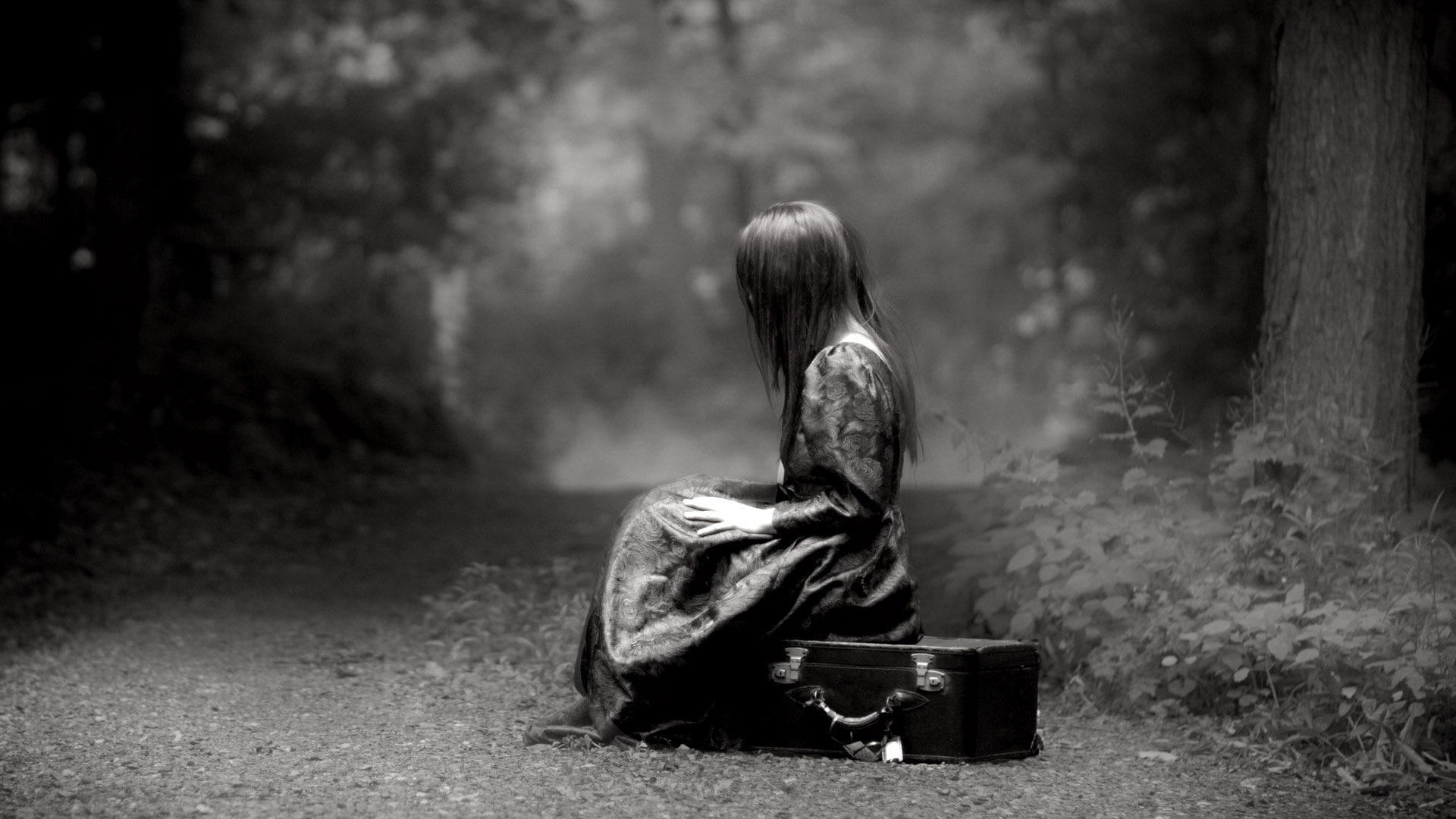 white, sad, 1080P, women, woman, illustration, roads, girl, sorrow, waiting, black, suitcase, mood, sitting, HD Wallpaper