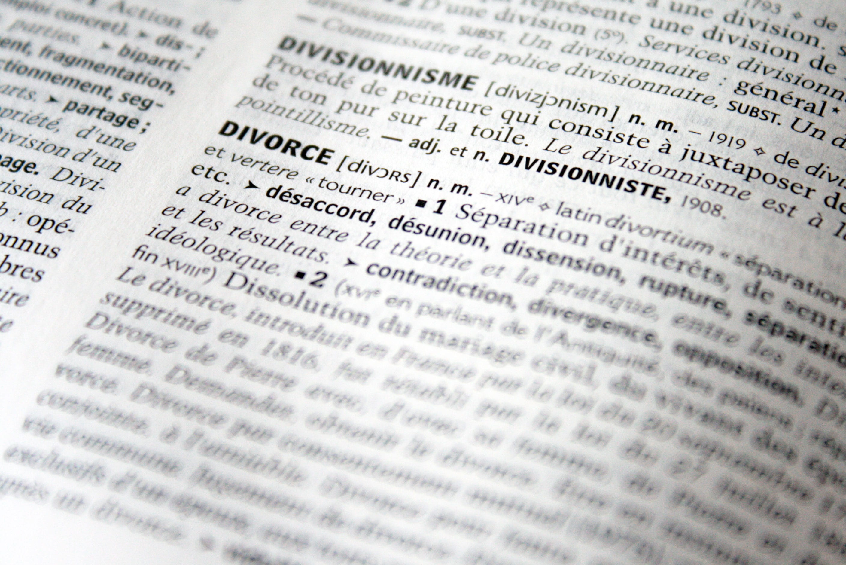 still life, close-up, definition, french, white, business, text, break, the media, page, book, data, 2K, no people, publication, paper, divorce, information medium, HD Wallpaper