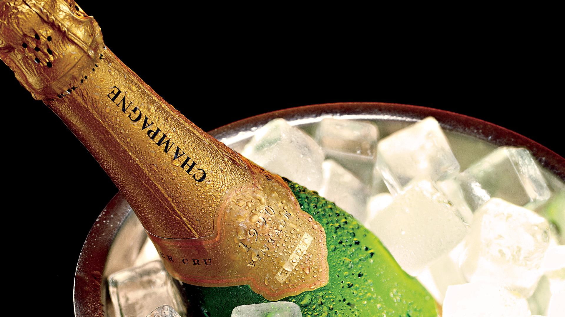 boyfriend, 3d and abstract, dinner, time, food, drink, 1080P, glass, green, champagne, bottle, after, HD Wallpaper