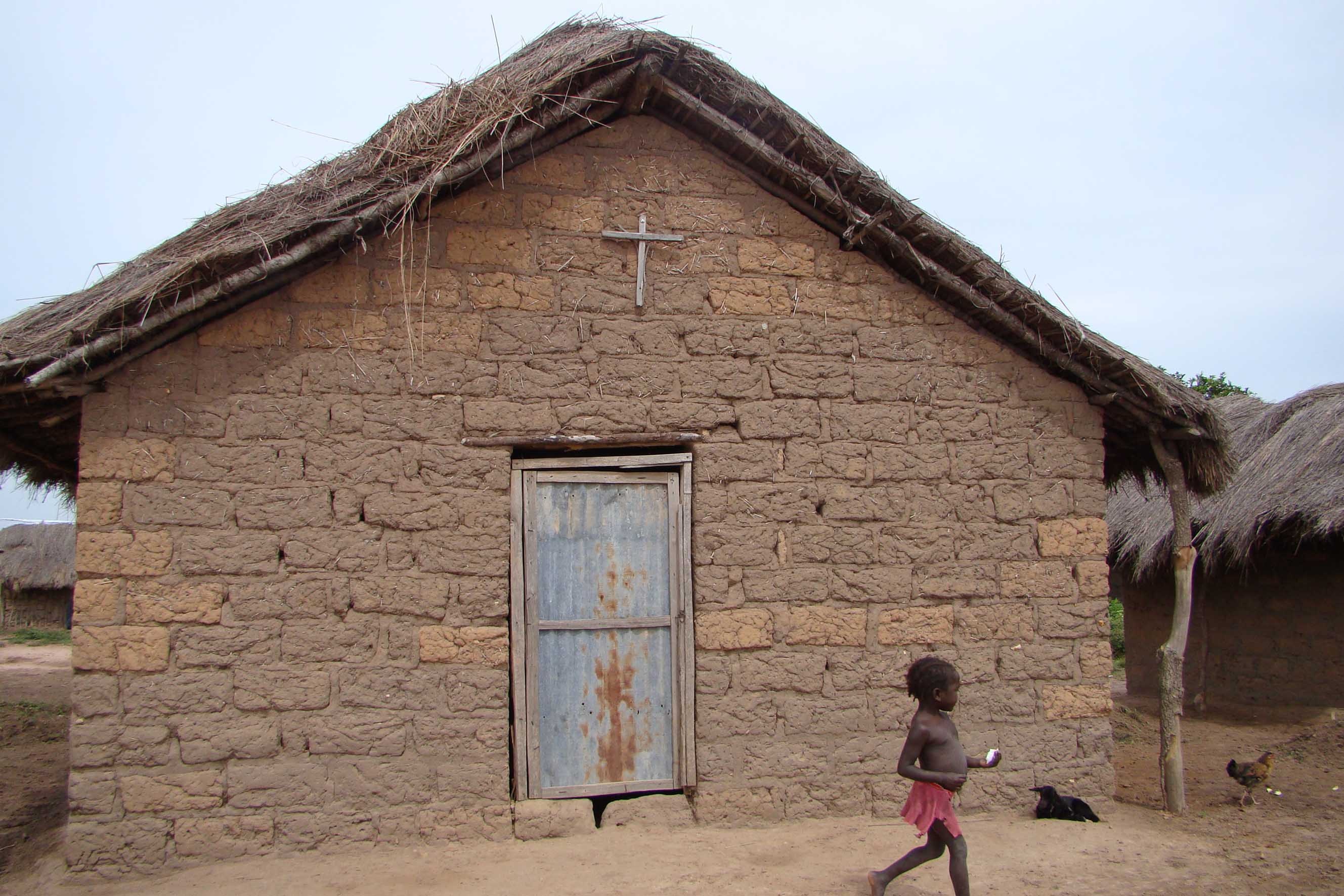 standing, leisure activity, church, full length, misery, built structure, one person, women, africa, contemplation, wall - building feature, child, outdoors, HD Wallpaper