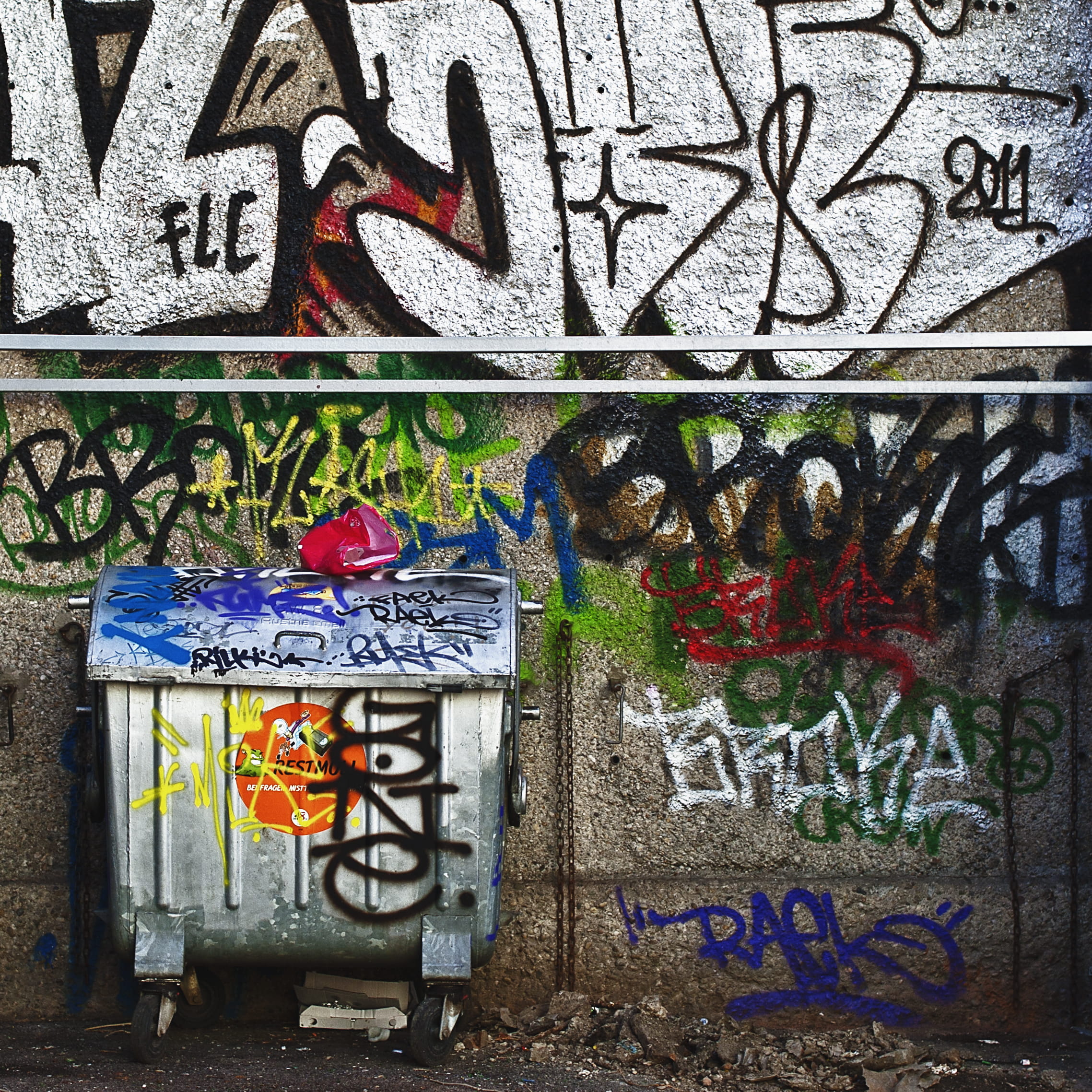 mural, wall, message, communication, austria, built structure, outdoors, western script, multi colored, no people, art and craft, refuse, vienna, day, street art, Phone HD Wallpaper
