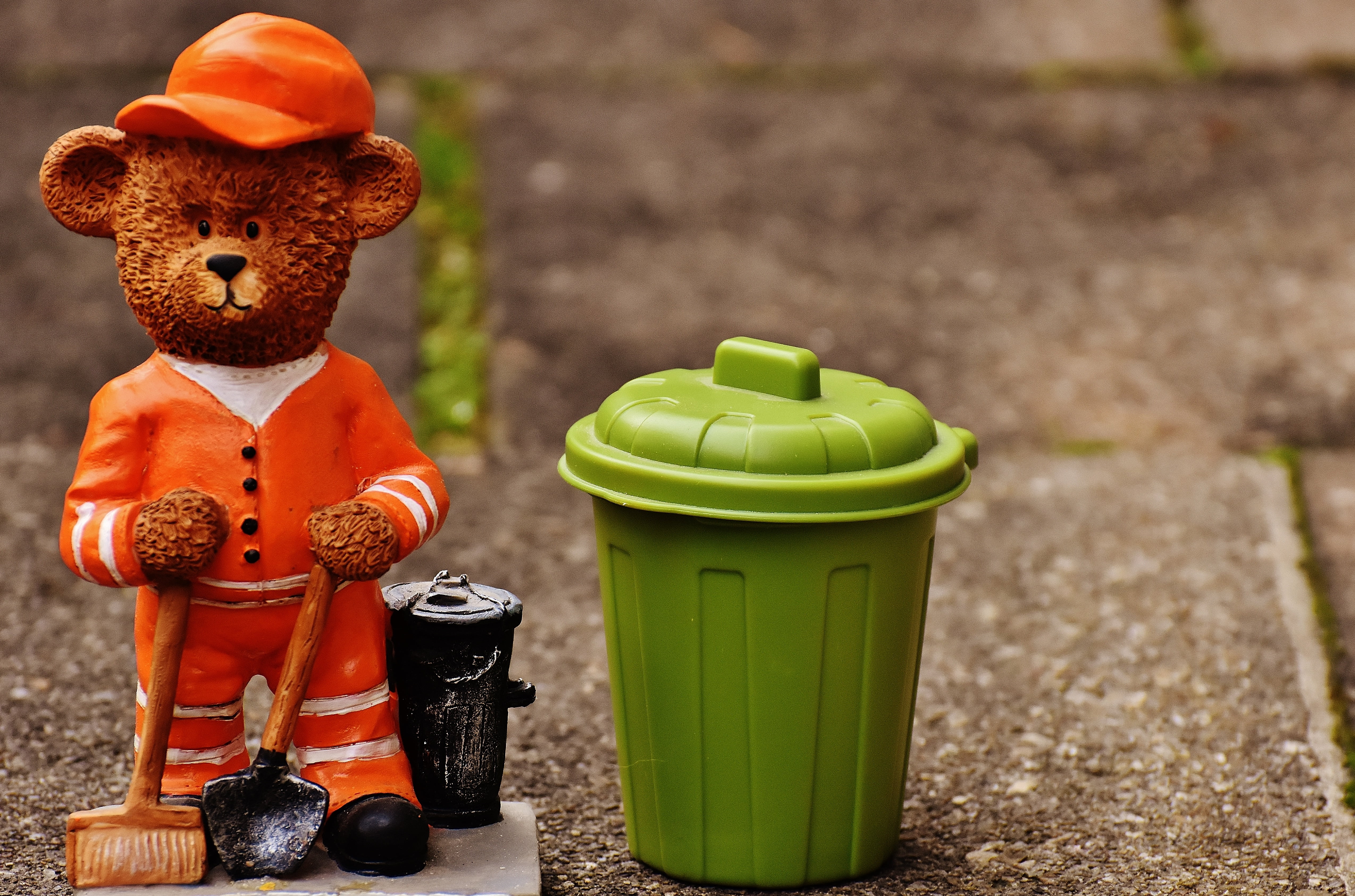 4K, green color, close-up, male likeness, human representation, plastic, decoration, still life, focus on foreground, refuse collector, representation, HD Wallpaper