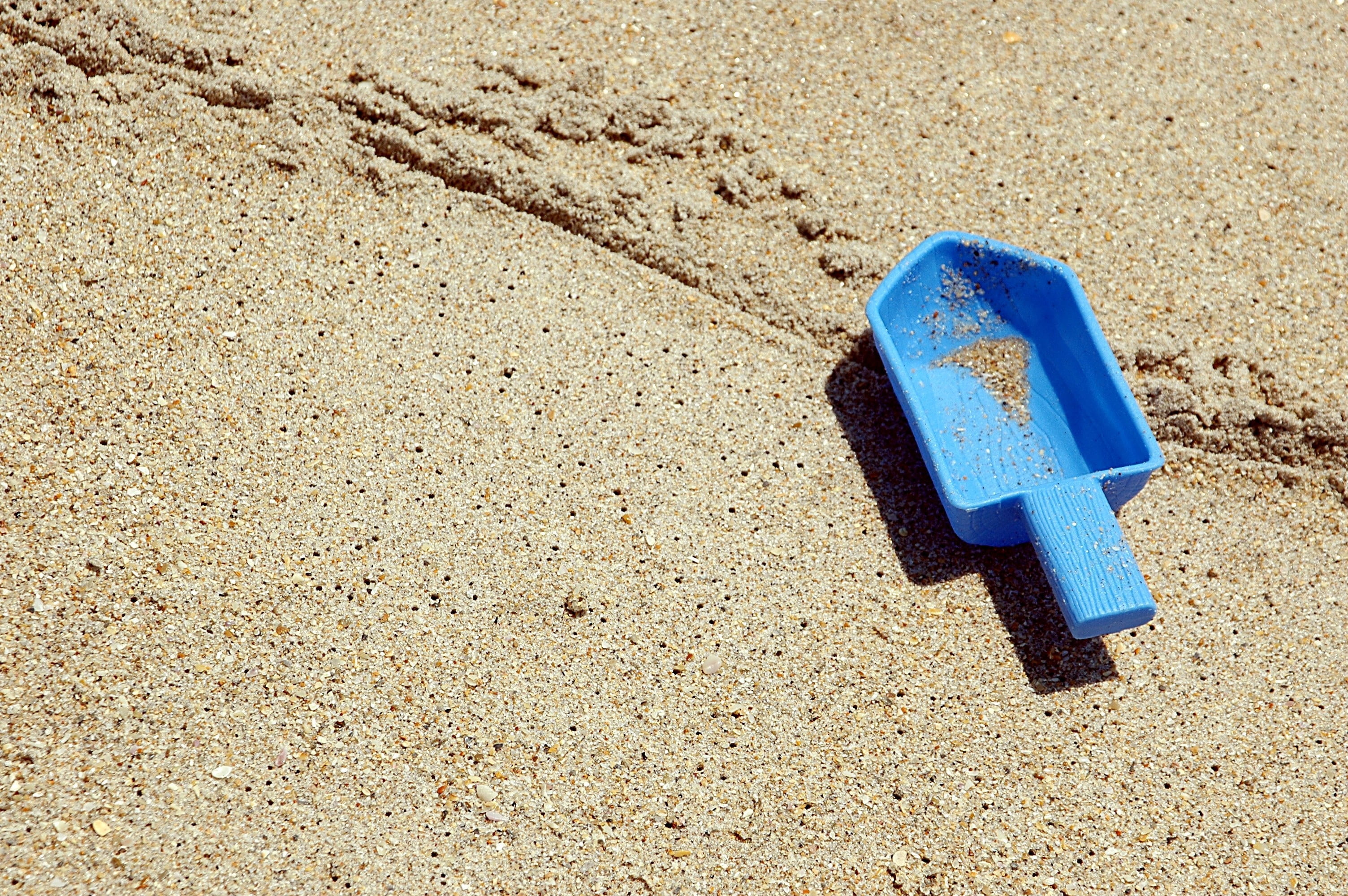 no people, sunlight, single object, childhood, nobody, relax, nature, blue, toy shovel, activity, high angle view, shadow, outdoor, child, play, close-up, HD Wallpaper