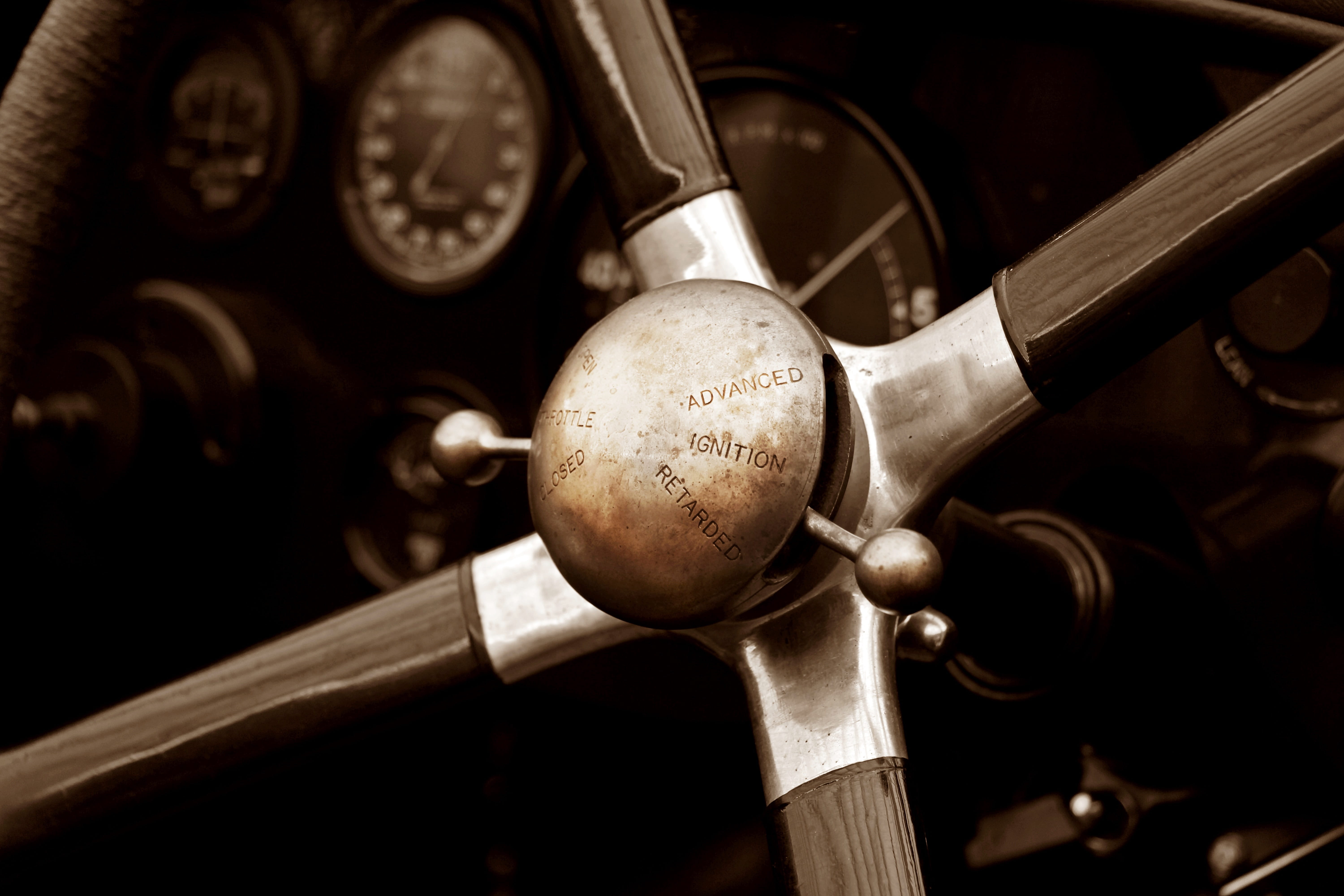 old, close-up, classic, art and craft, selective focus, insight, equipment, retro, single object, vintage, old school, retro styled, obsolete, technology, HD Wallpaper