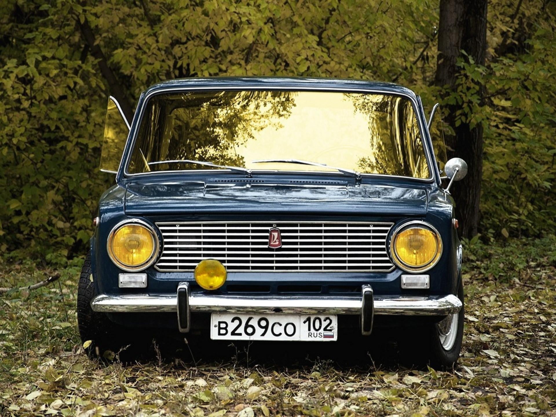 vintage Car, motor vehicle, tree, bumper, chrome, stationary, day, communication, grille, elegance, mode of Transport, obsolete, old-fashioned, nostalgia, HD Wallpaper