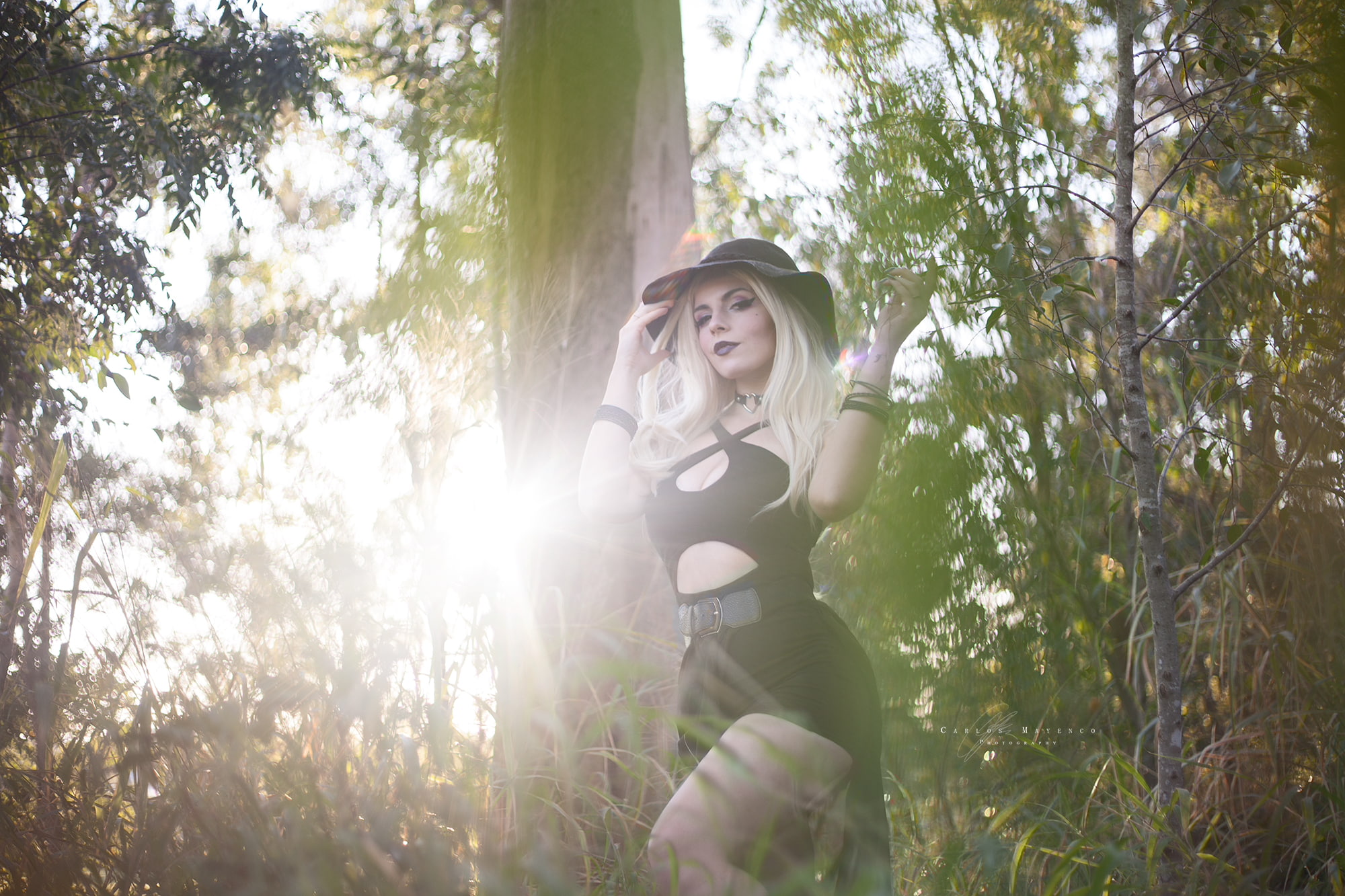 day, blonde, plant, clothing, sunlight, 1080P, black outfits, standing, real people, model, young women, casual clothing, young adult, three quarter length, HD Wallpaper