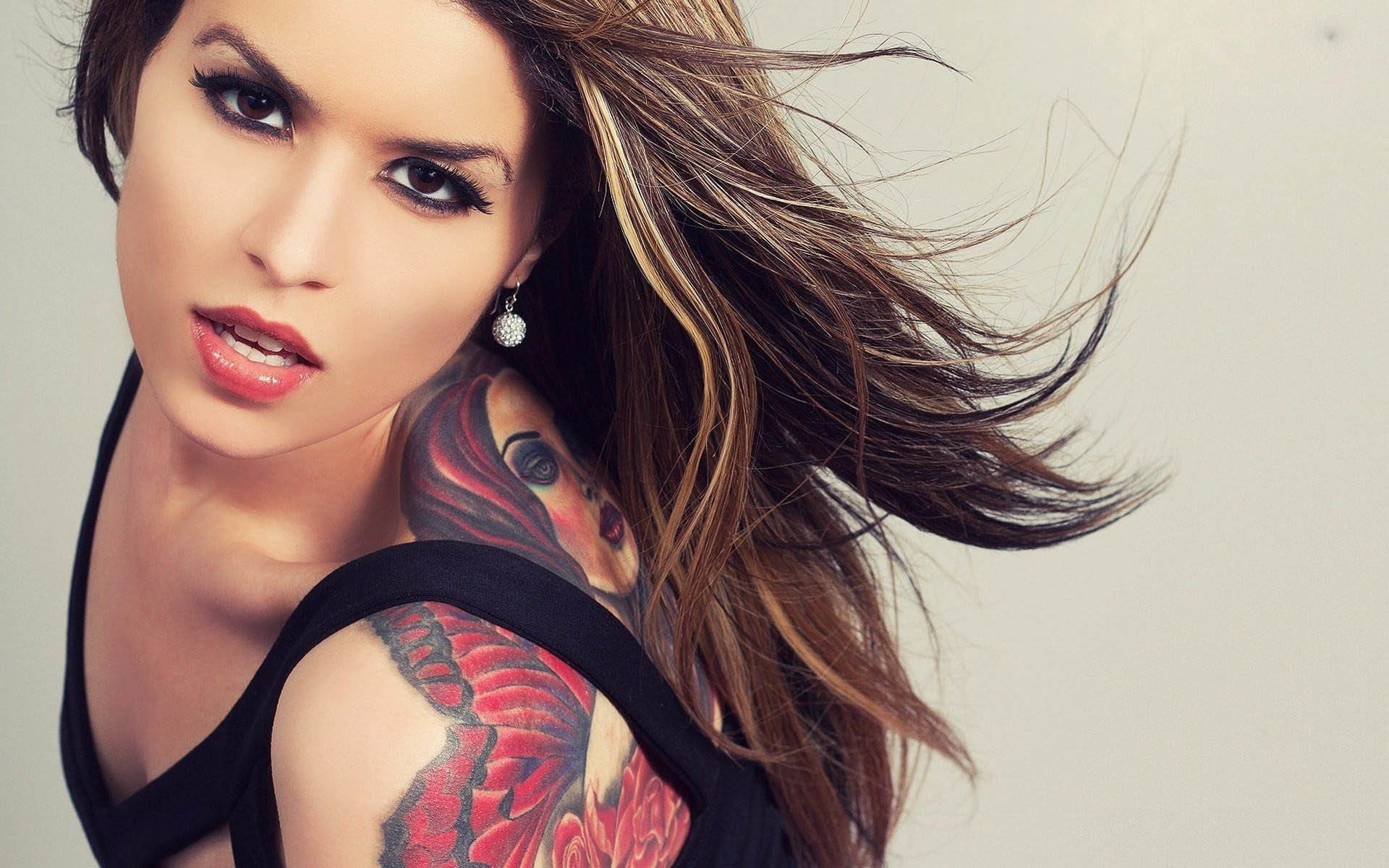 wind, body part, long hair, hair, human face, beauty, hairstyle, young adult, tatuaje, indoors, adult, brazo, young women, front view, beautiful woman, HD Wallpaper