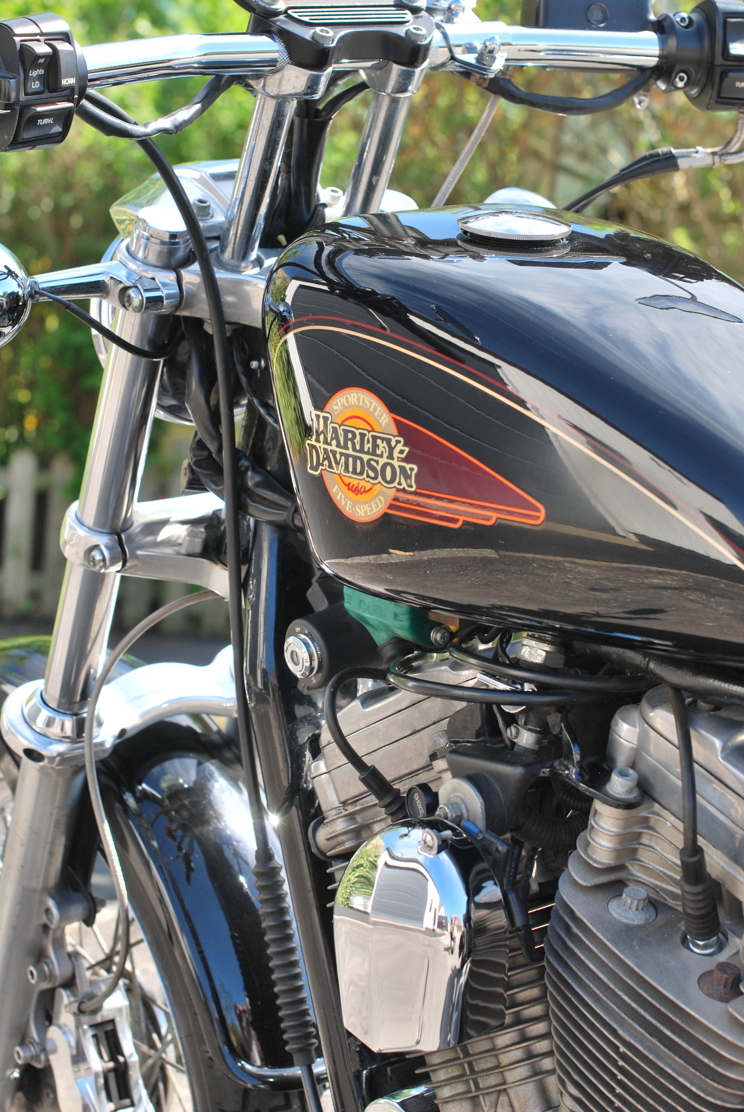 4K, travel, retro styled, motorbike, focus on foreground, harley-davidson, mode of transportation, handlebar, bicycle, land vehicle, transportation, sportster, Phone HD Wallpaper