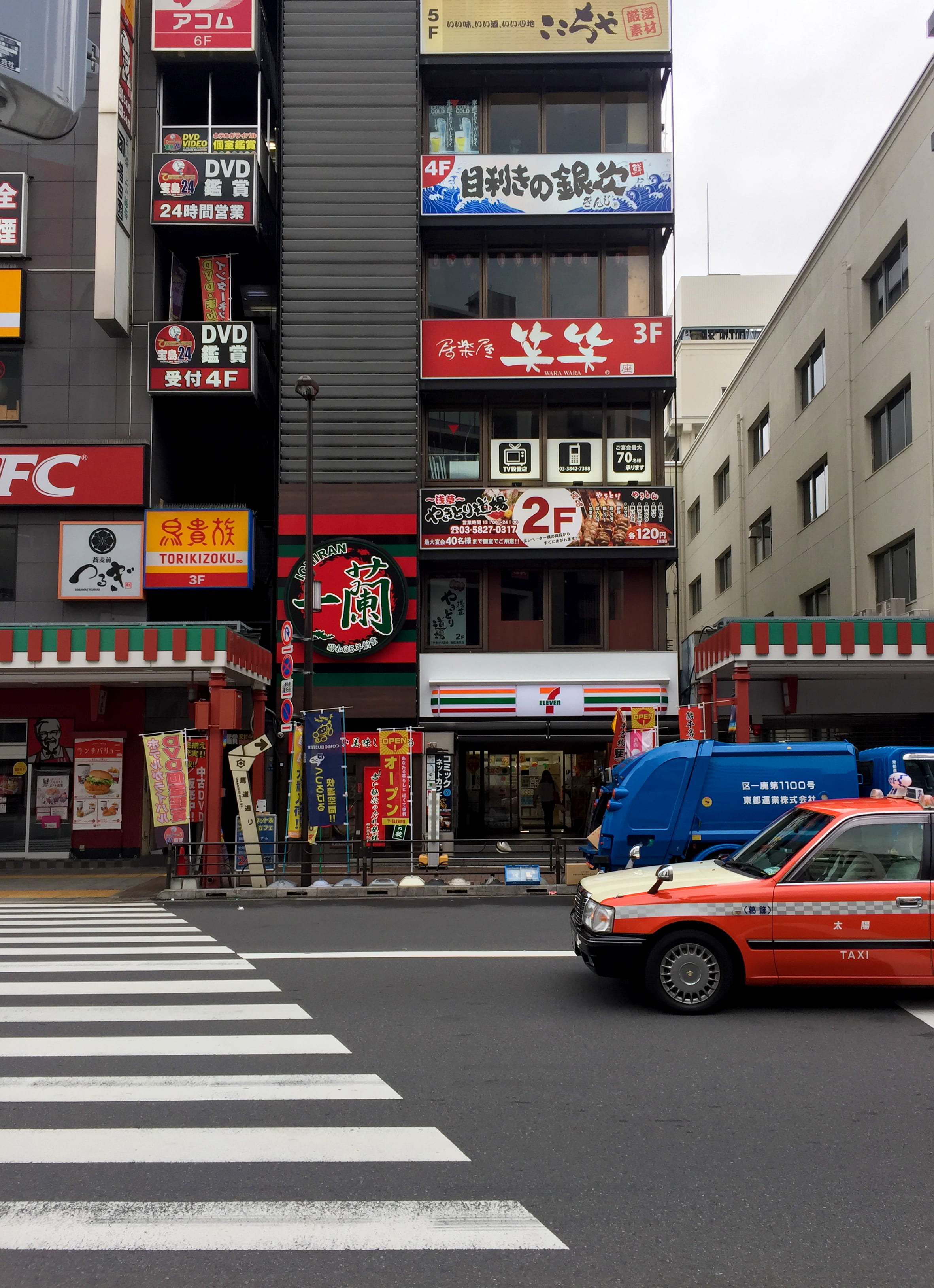 building, city, japan, road, incidental people, building exterior, mode of transportation, tokyo, communication, kfc, motor vehicle, transportation, outdoors, Phone HD Wallpaper