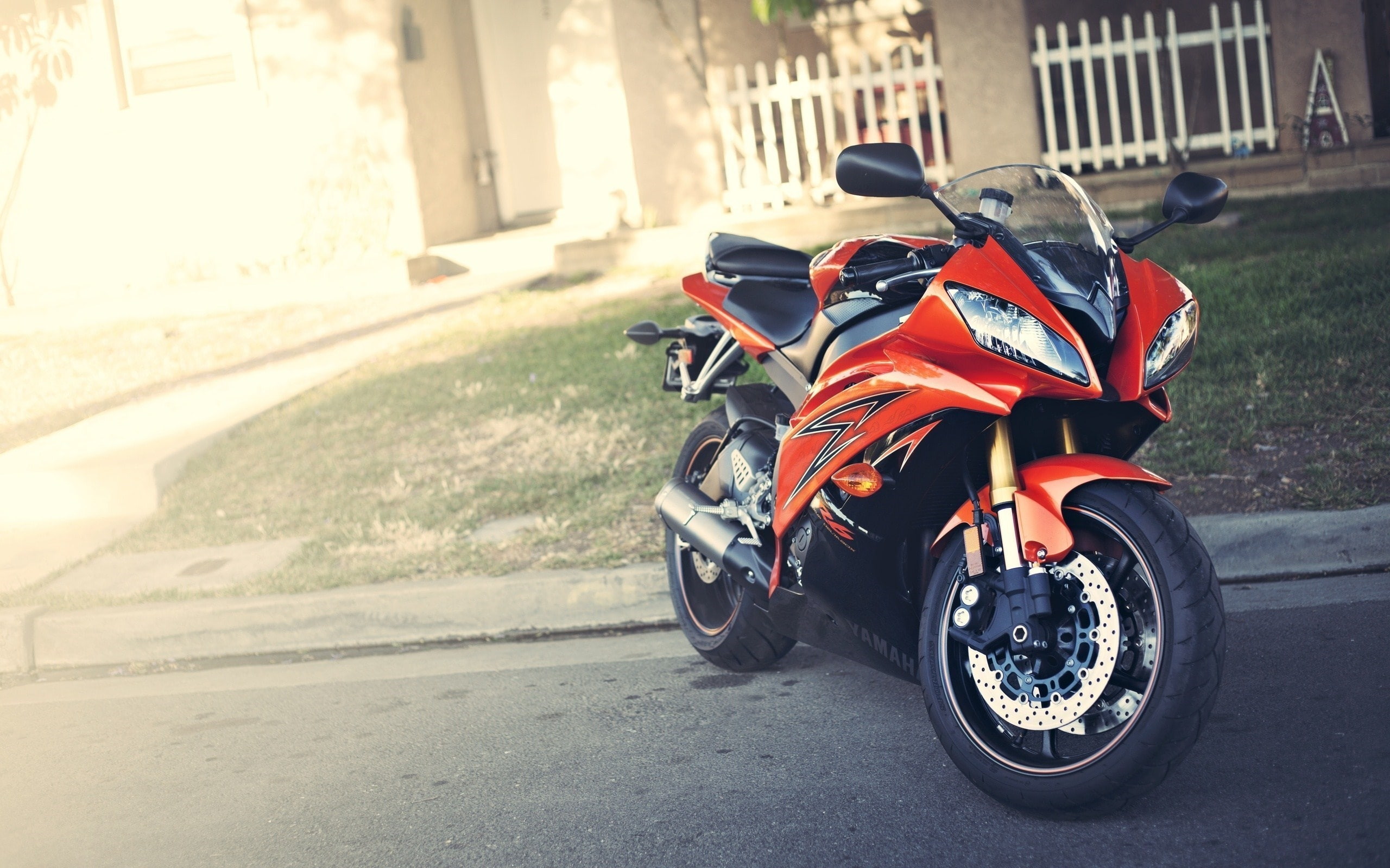 orange, cool, fast, yamaha, pose, 2K, r, HD Wallpaper
