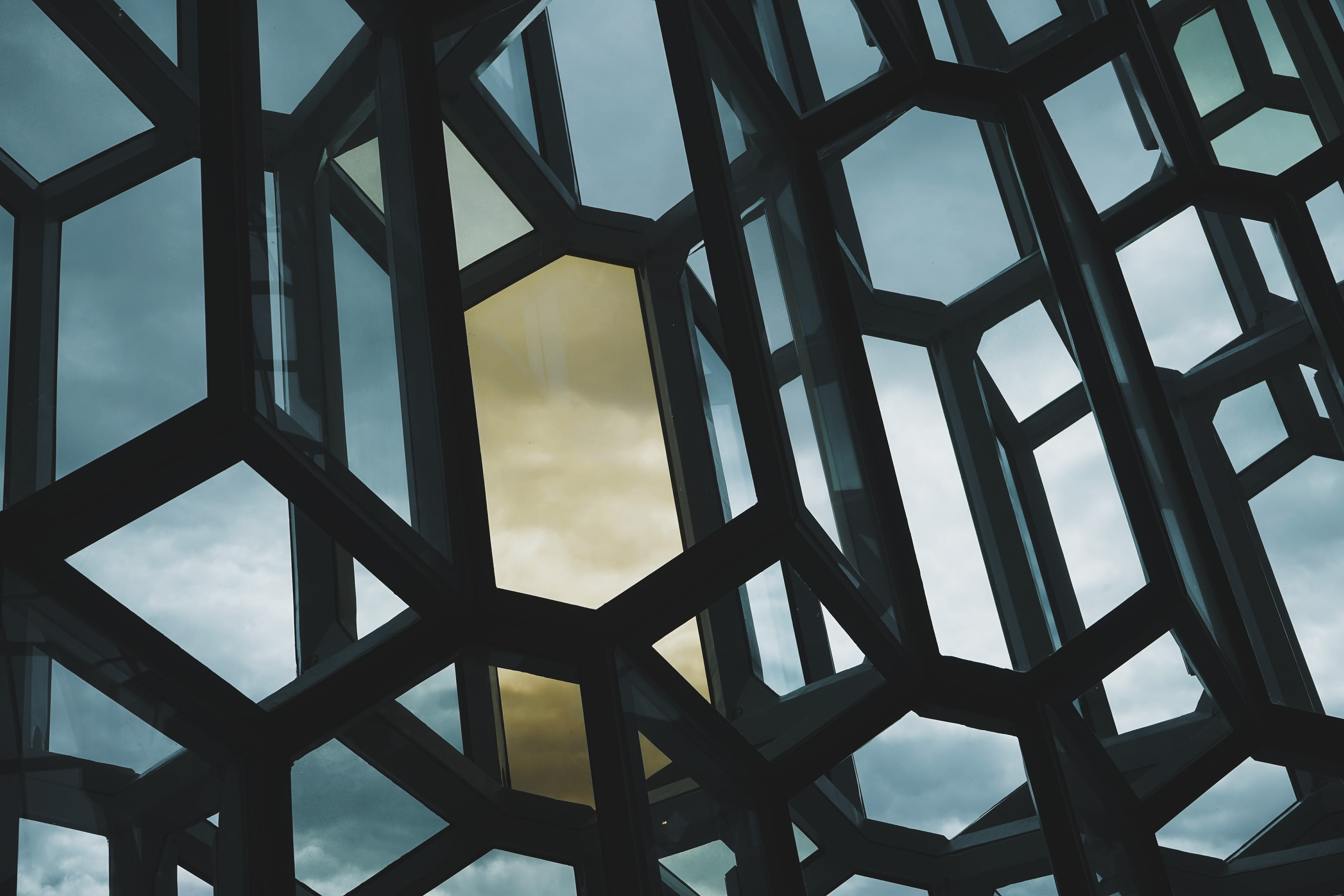 structure, close-up, abstract, transparent, architecture, window, no people, 4K, sky, harpa, full frame, reykjavik, hexagon, metal, nature, grid, day, HD Wallpaper