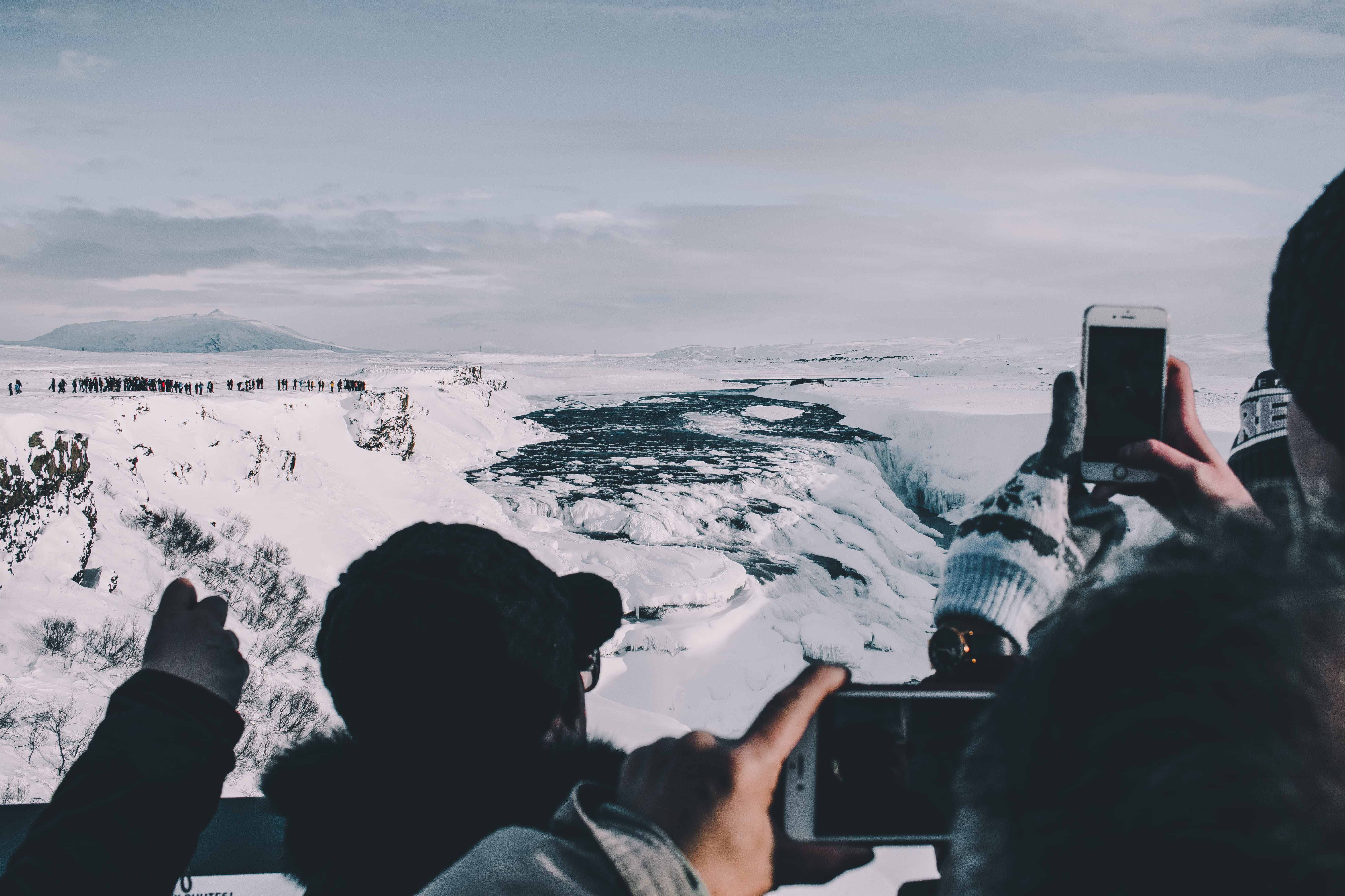 scenics - nature, snowcapped mountain, leisure activity, wireless technology, activity, portable information device, hand, photographing, smart phone, tourist, HD Wallpaper