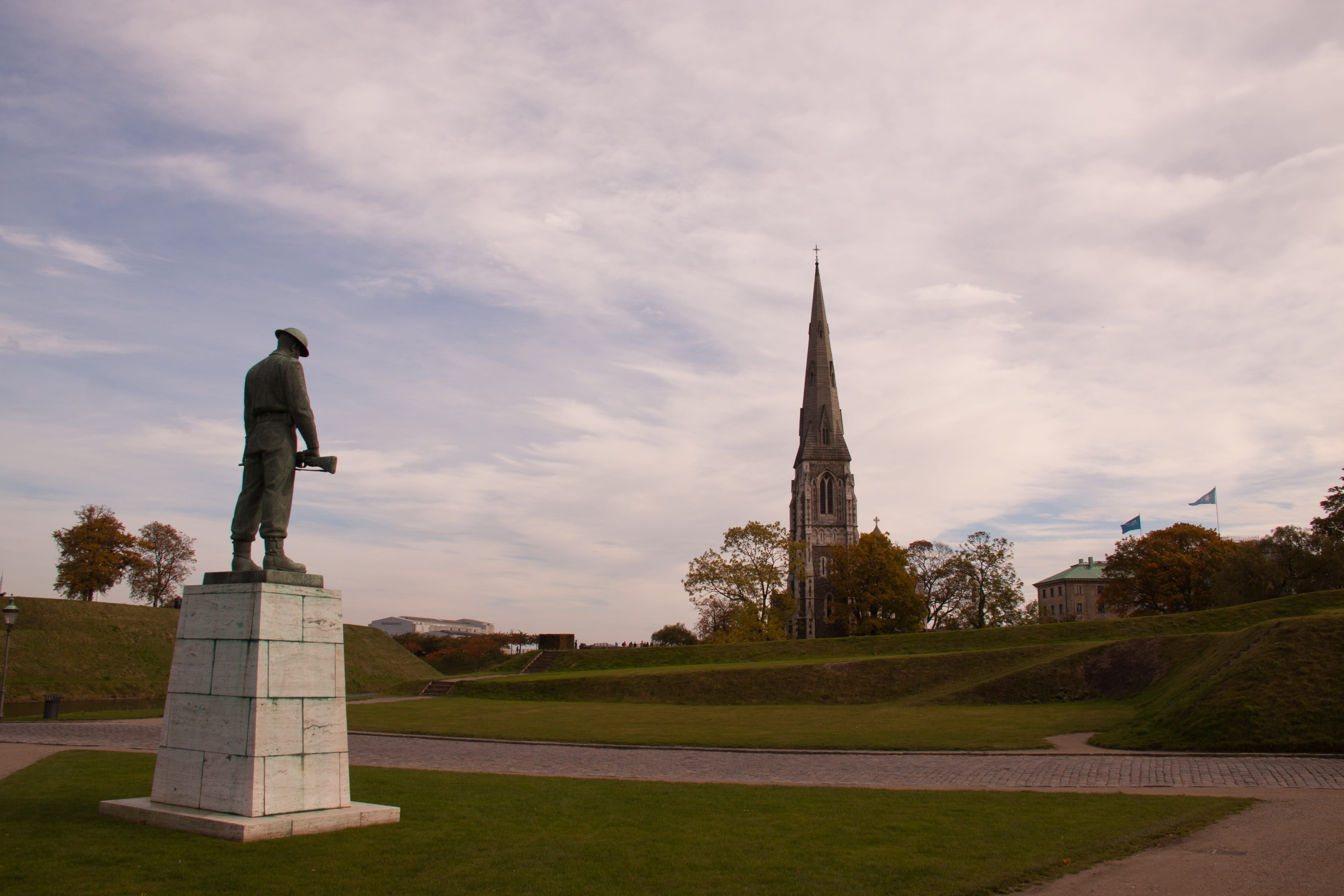 building, cloud - sky, capital, denmark, architecture, Citadel, nordic, the past, place of worship, building exterior, Memorial, danish, statue, day, nature, HD Wallpaper