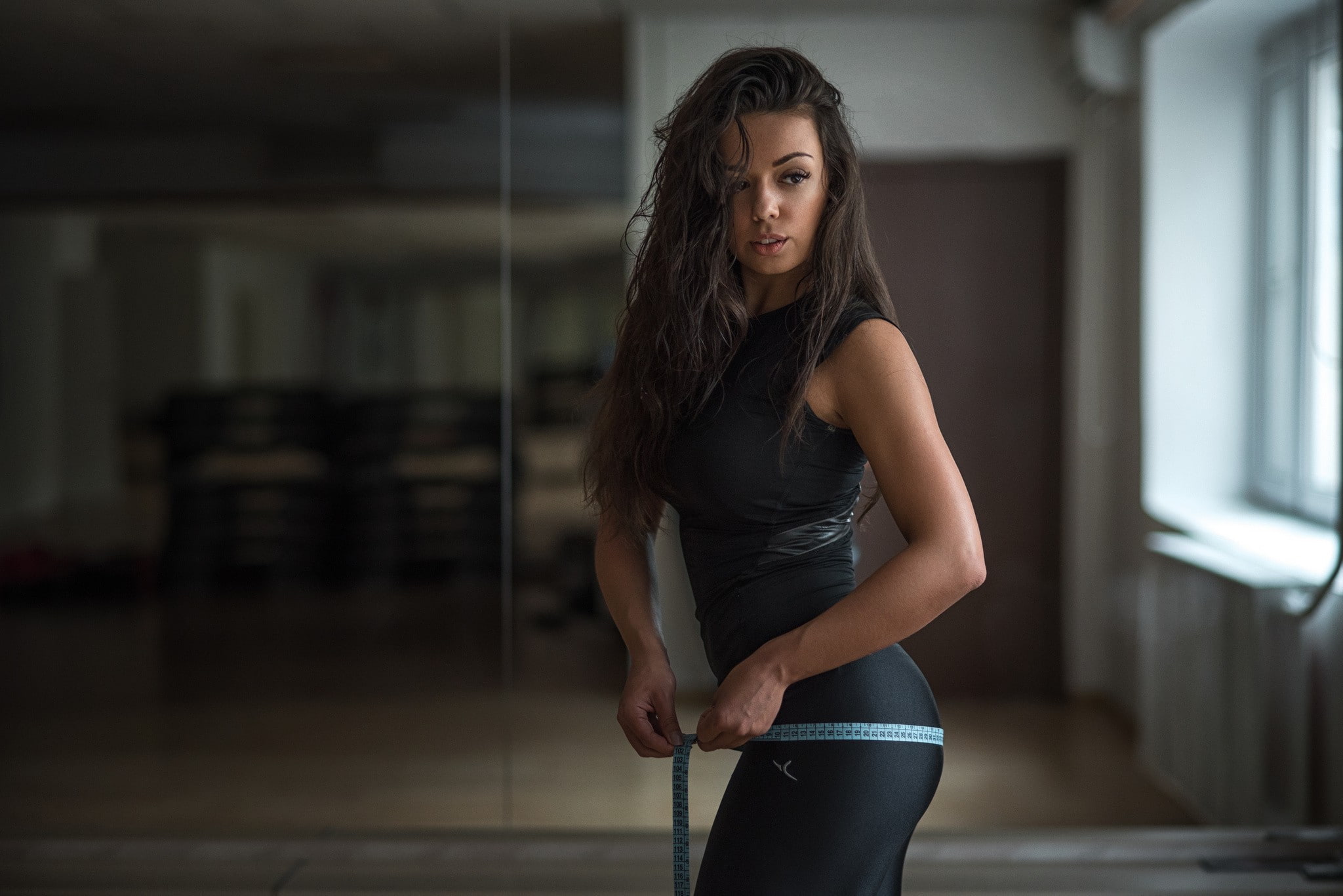 portrait, yoga pants, women, brunette, mirror, black clothing, 1080P, HD Wallpaper