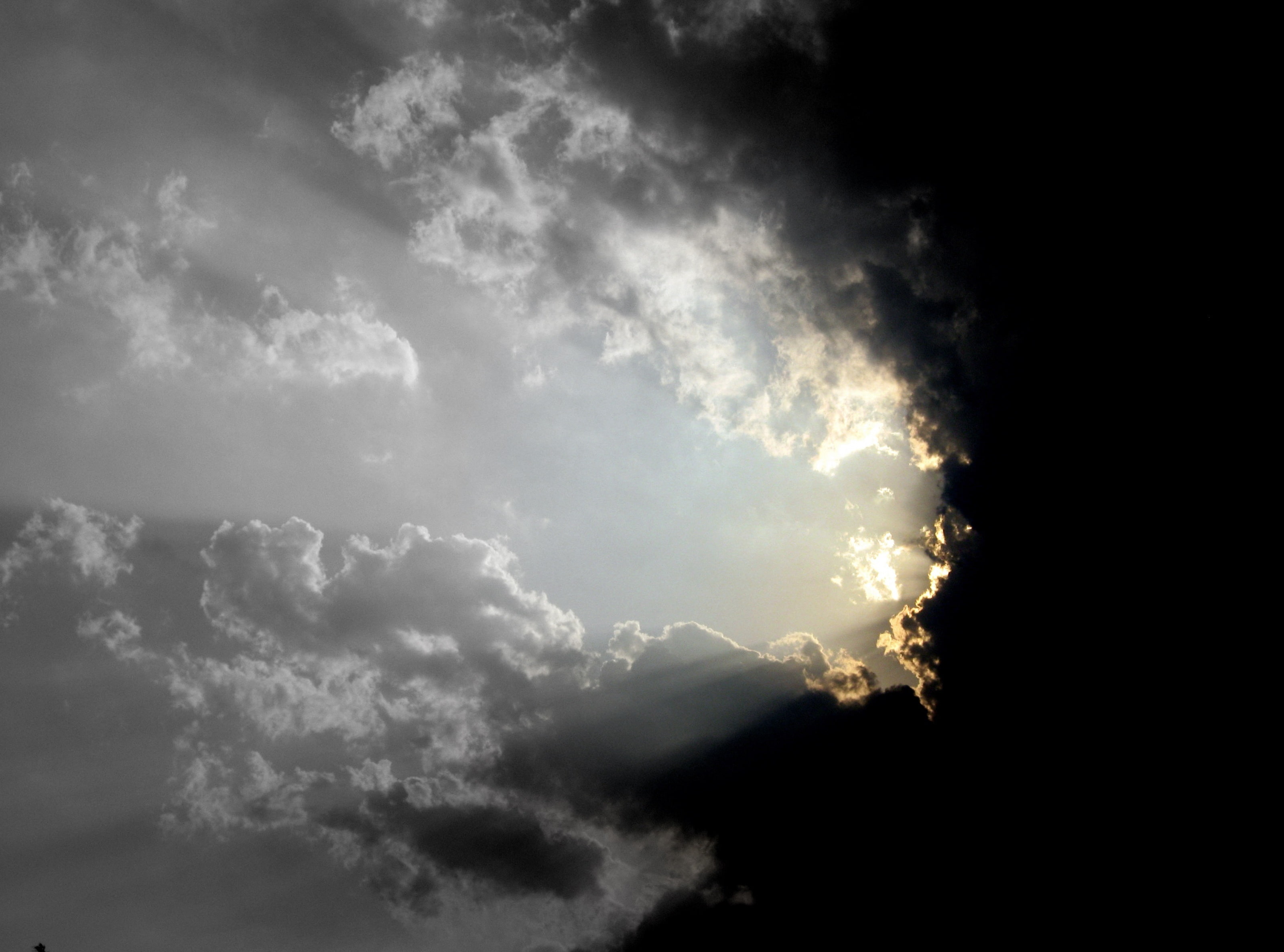 heaven, no people, sky, Sun and Sky, clouds, light, cumulus, sunlight, dark, beauty in nature, Nature, tranquil scene, sunbeam, dramatic sky, idyllic, majestic, HD Wallpaper