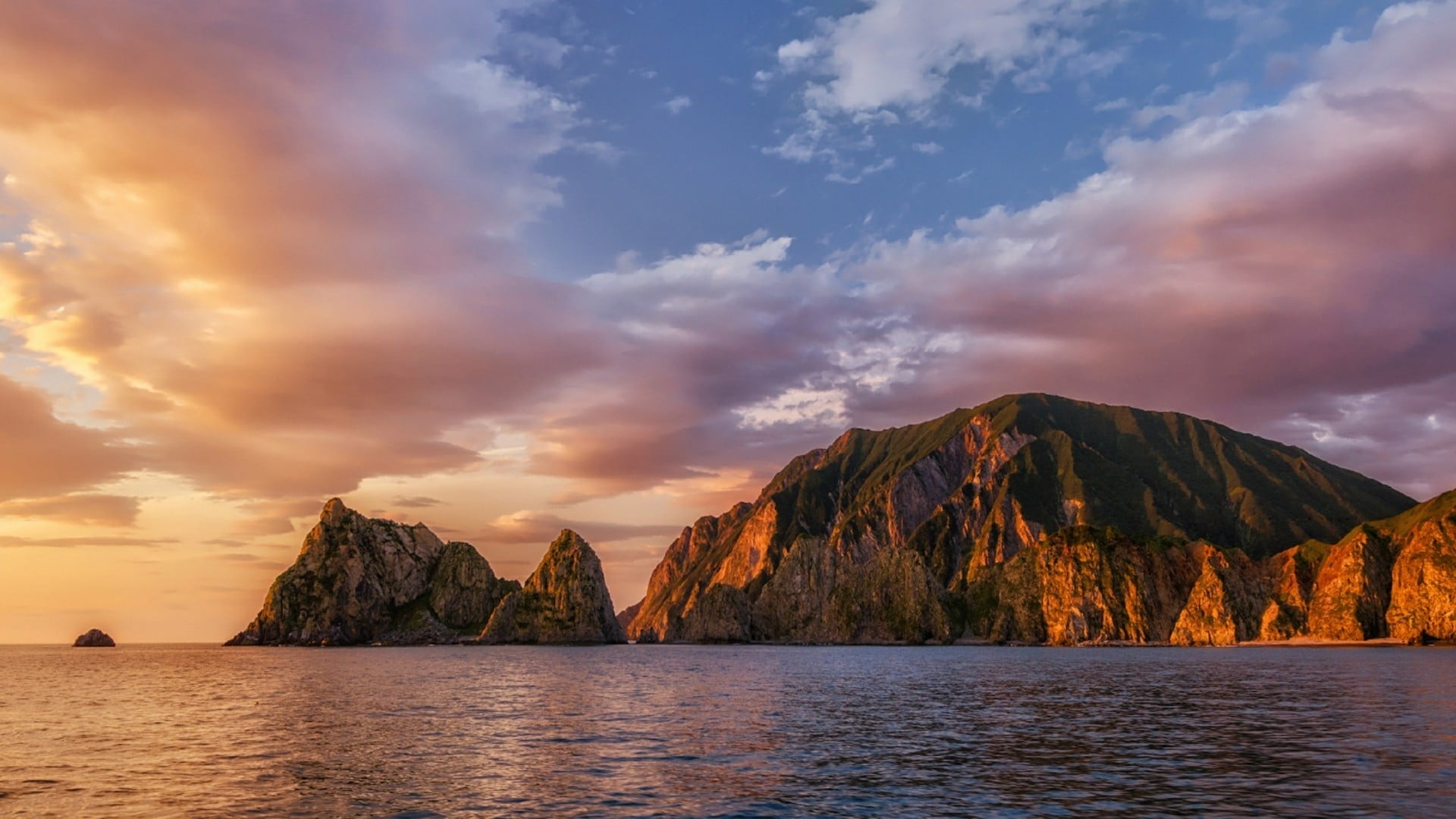 cloud, rock, no people, sea, nature, non-urban scene, 1080P, mountain, formation, cloud - sky, kamchatka peninsula, waterfront, mountain range, remote, HD Wallpaper