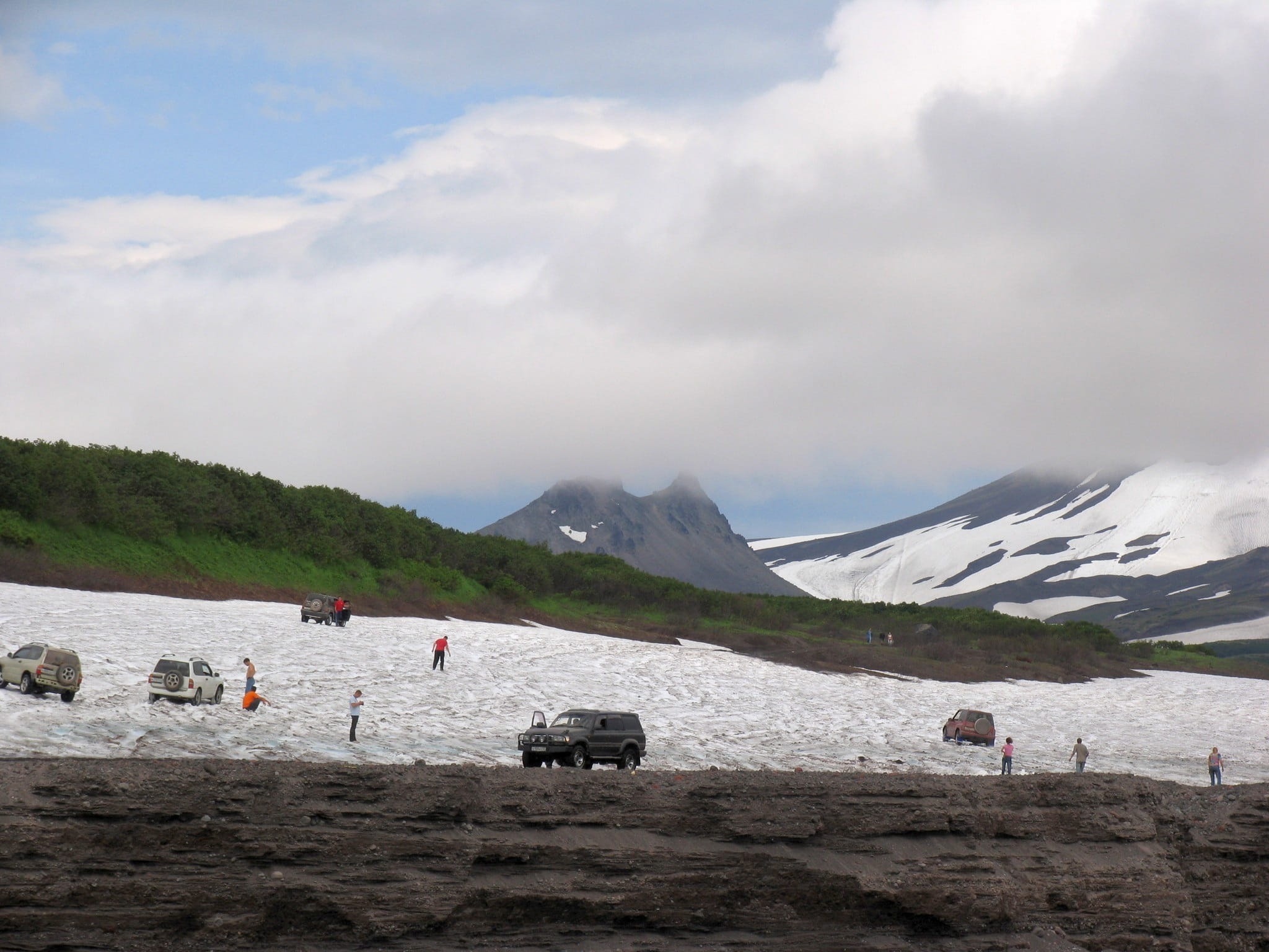 holiday, sky, beauty in nature, camel mountain, road, 1080P, animal themes, Suvs, fog, beach, the roads, mountains, water, mountain, Mountain Plateau, HD Wallpaper