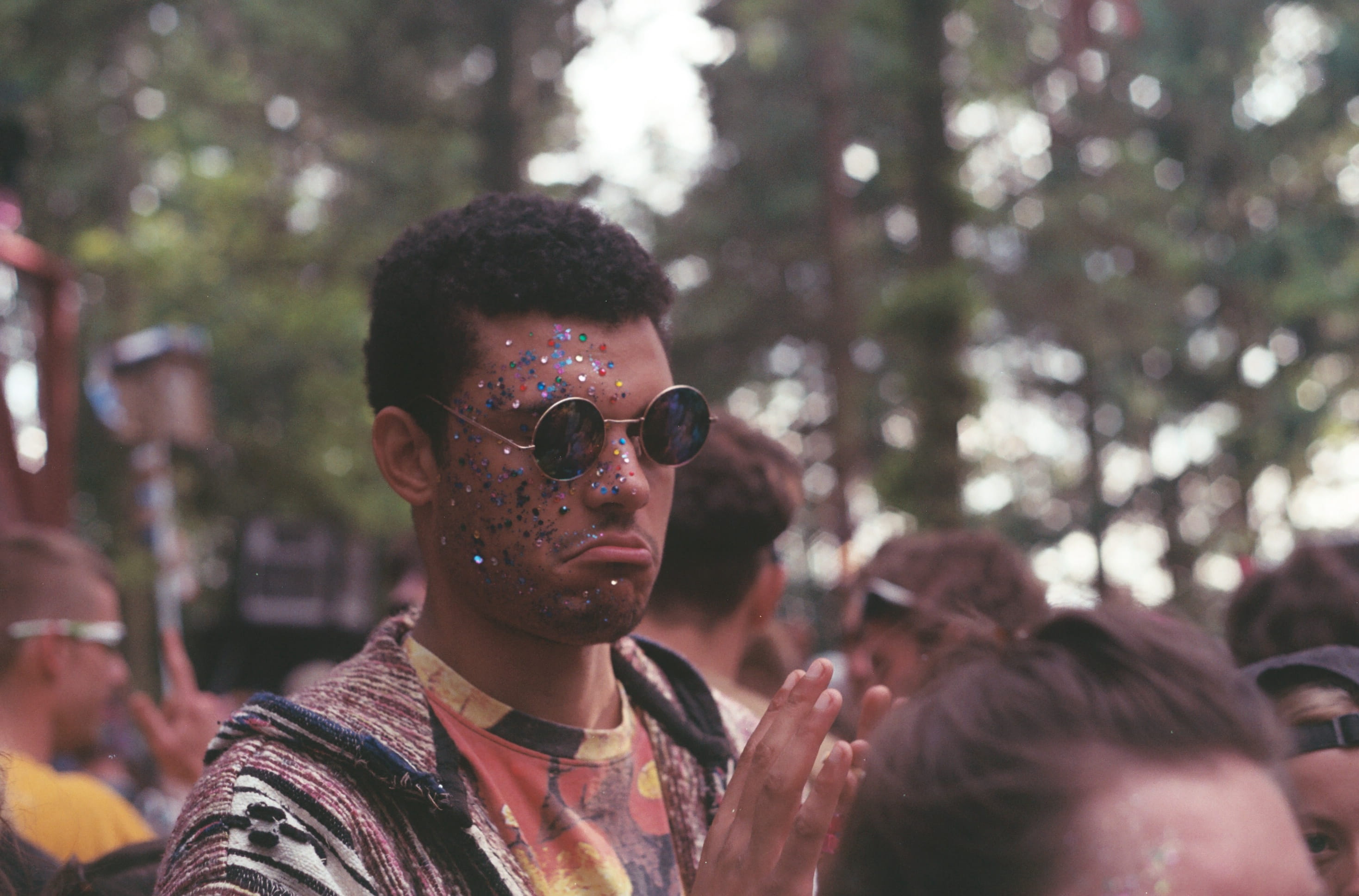 togetherness, real people, festival, men, group of people, incidental people, fun, young adult, vibes, colour, young men, adult, man, headshot, glasses, HD Wallpaper