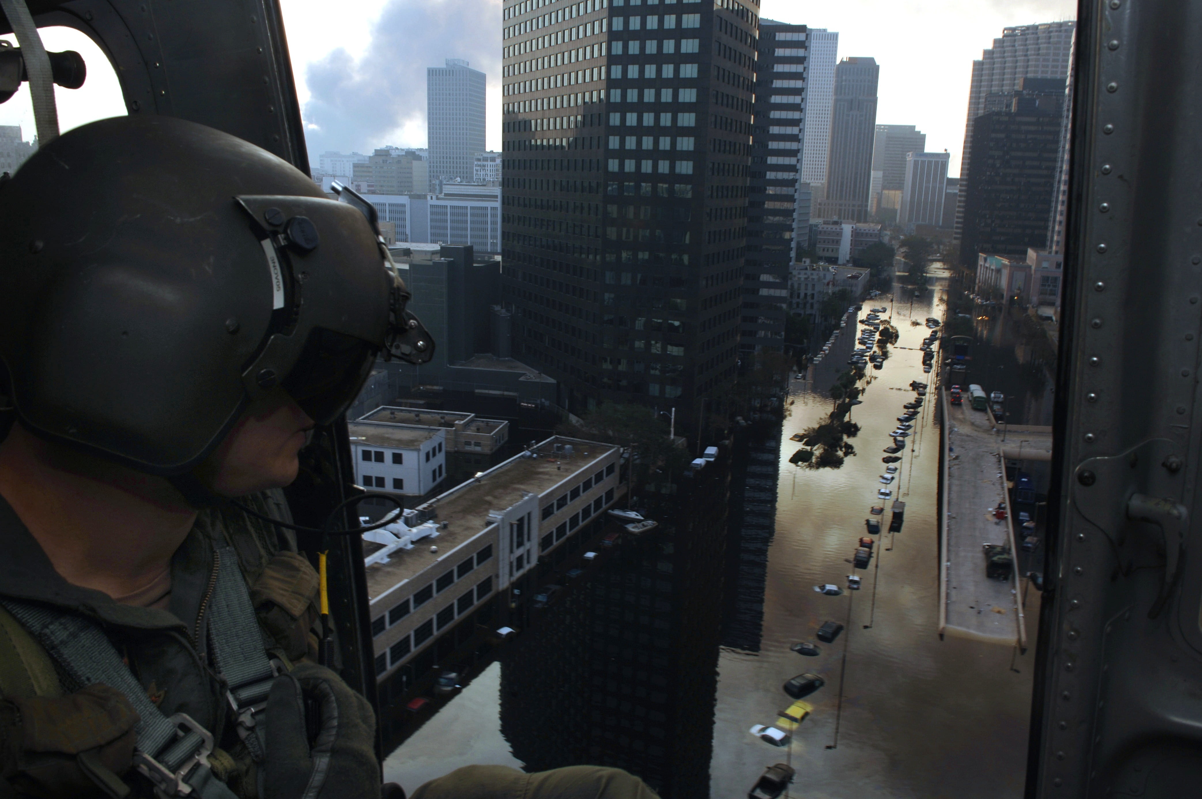 flooding, portrait, security, city, outdoors, floods, sky, downtown, architecture, men, devastation, building exterior, building, buildings, crewman, black, HD Wallpaper