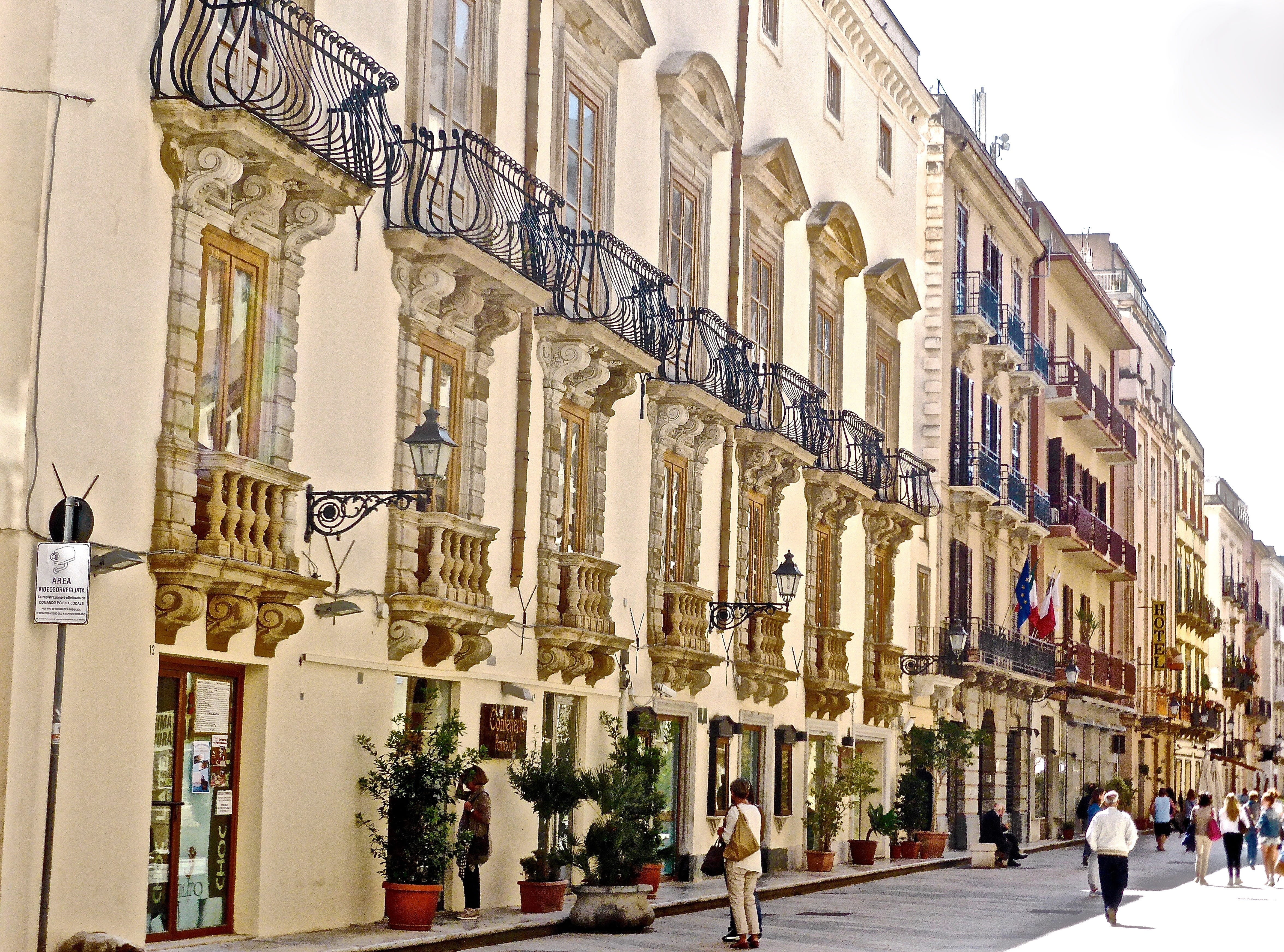building exterior, city, sicilian, people, walking, italian, buildings, mediterranean, building, paved, built structure, stone, adult, residential district, HD Wallpaper