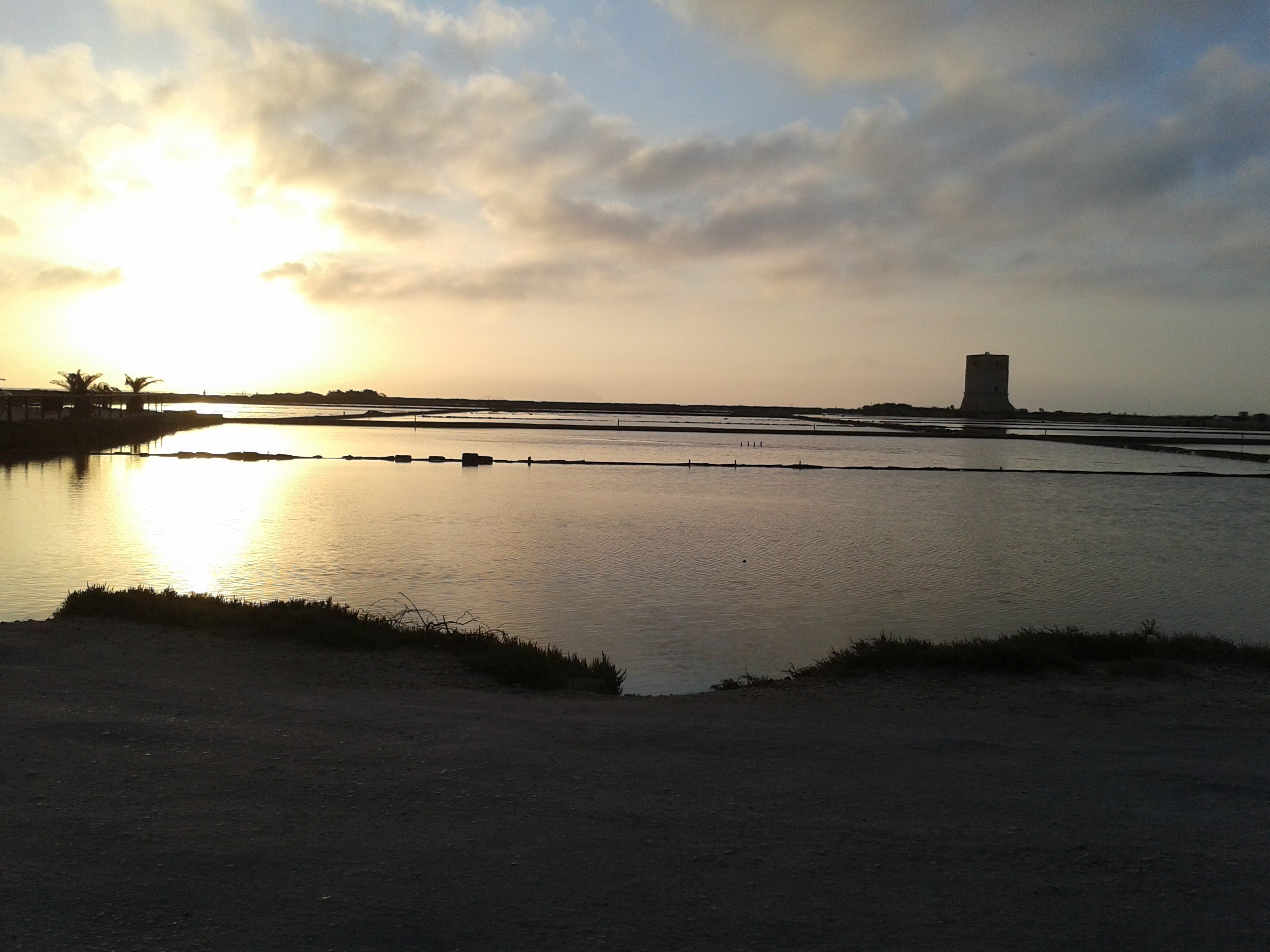 nature, cloud - sky, outdoors, water, tranquility, sea, 2K, beauty in nature, silhouette, italy sicily trapani nature sunset salt landscape, reflection, HD Wallpaper