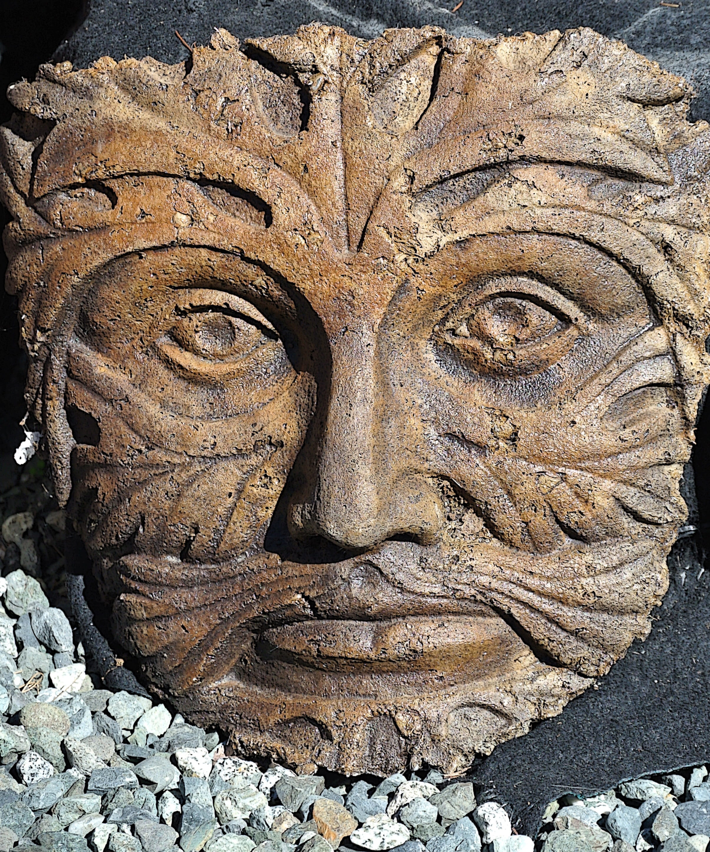 art and craft, archaeology, carving - craft product, solid, carving, the past, outdoors, no people, head, anthropomorphic, nature, human representation, Phone HD Wallpaper