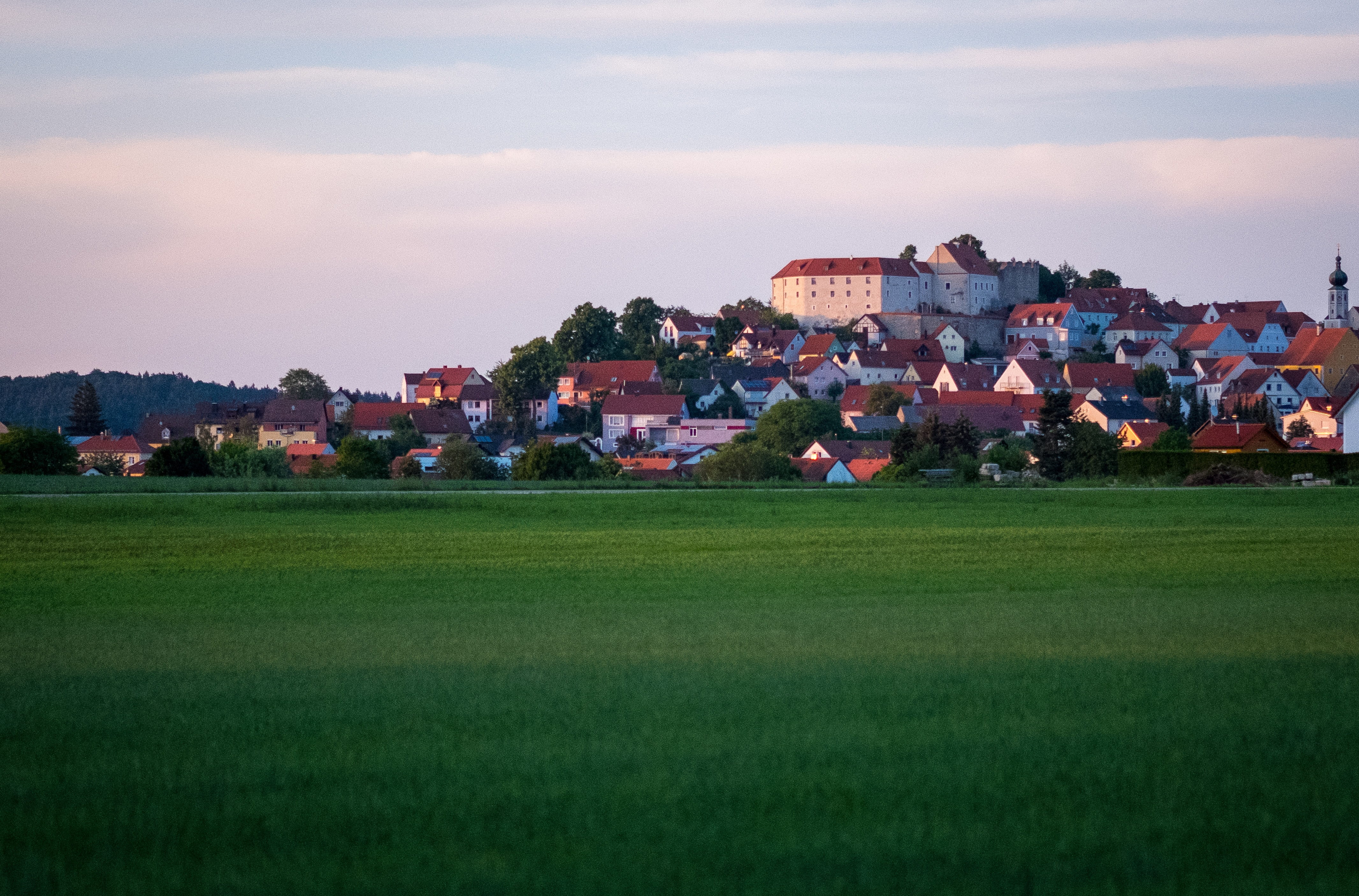 no people, autumn, building, green color, plant, grass, outdoors, upper palatinate, building exterior, 4K, city, environment, cloud - sky, village, land, HD Wallpaper