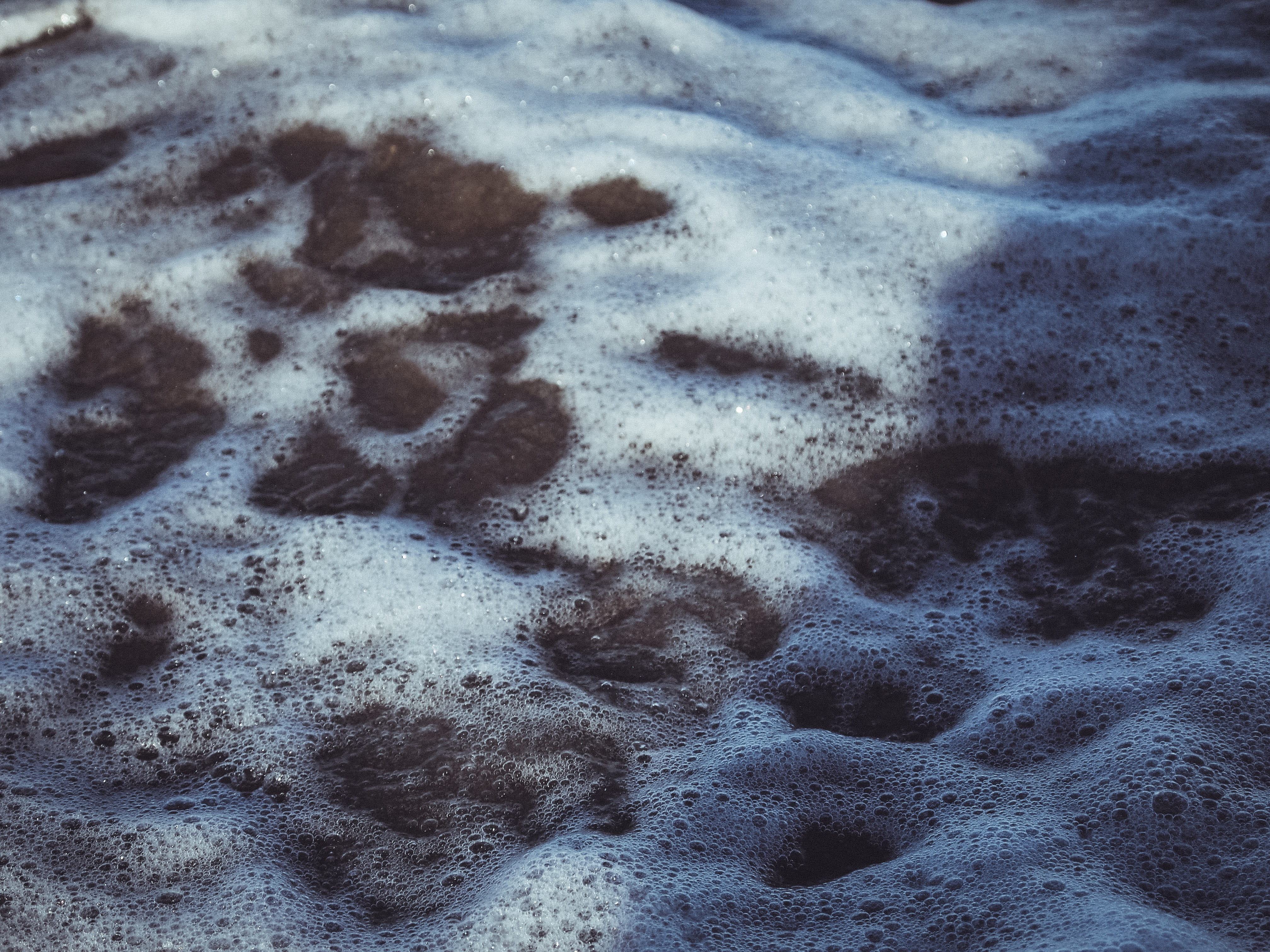 pattern, beach, high angle view, bubbles, white color, ice, paw print, ground, sea, bubble, soil, water, powder, rock, full frame, nature, texture, food and drink, HD Wallpaper