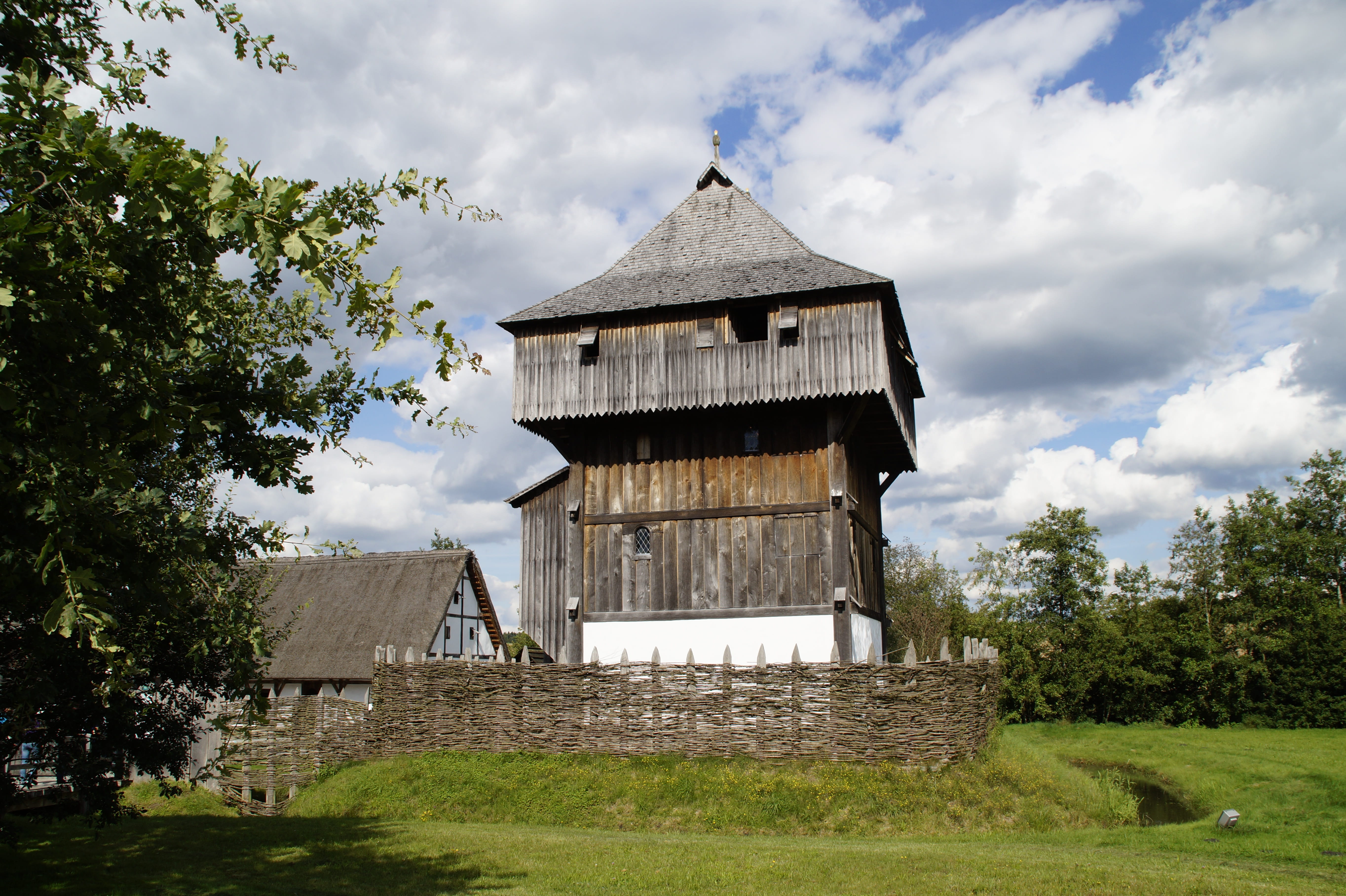 bach ritterburg, woods, trees, land, tower, agricultural building, southern germany, wooden castle, tree, outdoors, moat, nature, baden württemberg, reconstructed, HD Wallpaper