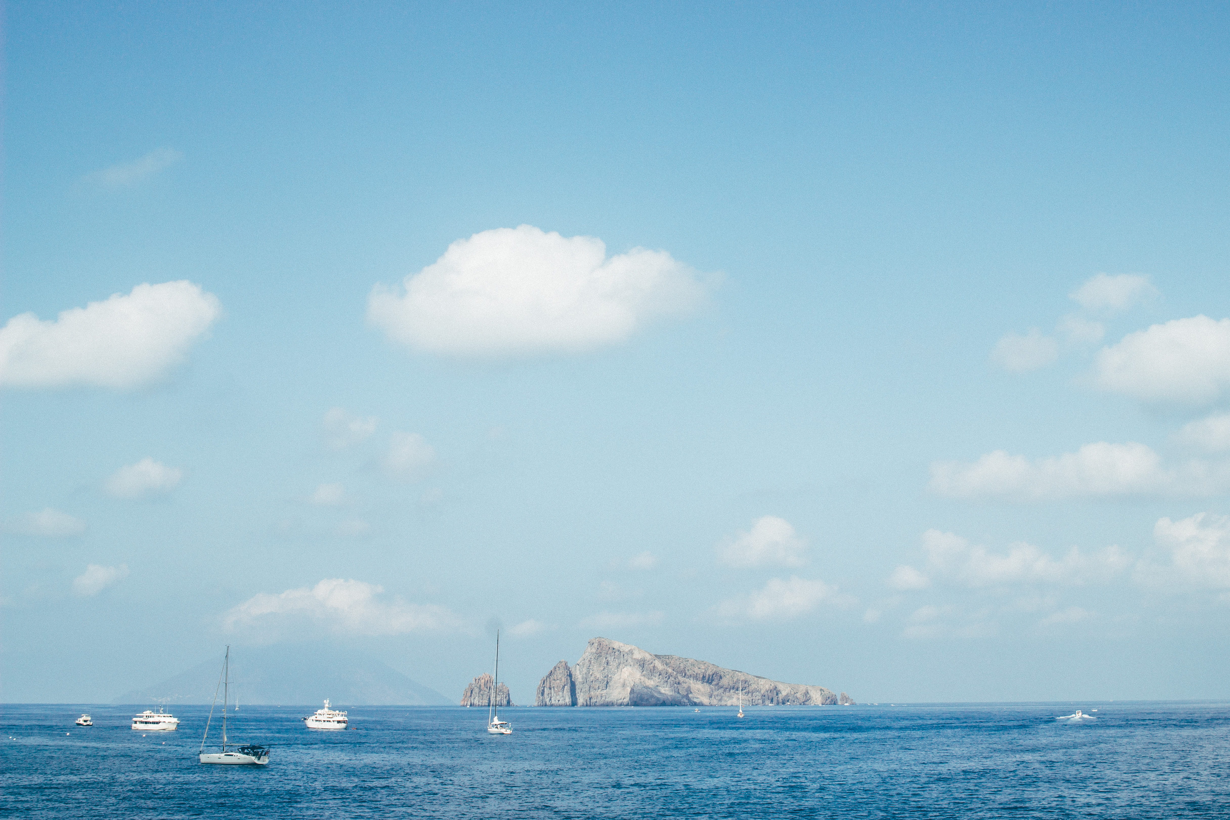 nautical Vessel, sea, 4K, travel destinations, island, outdoors, passenger craft, travel, yacht, ocean, sail, day, sailboat, body, mode of transportation, HD Wallpaper