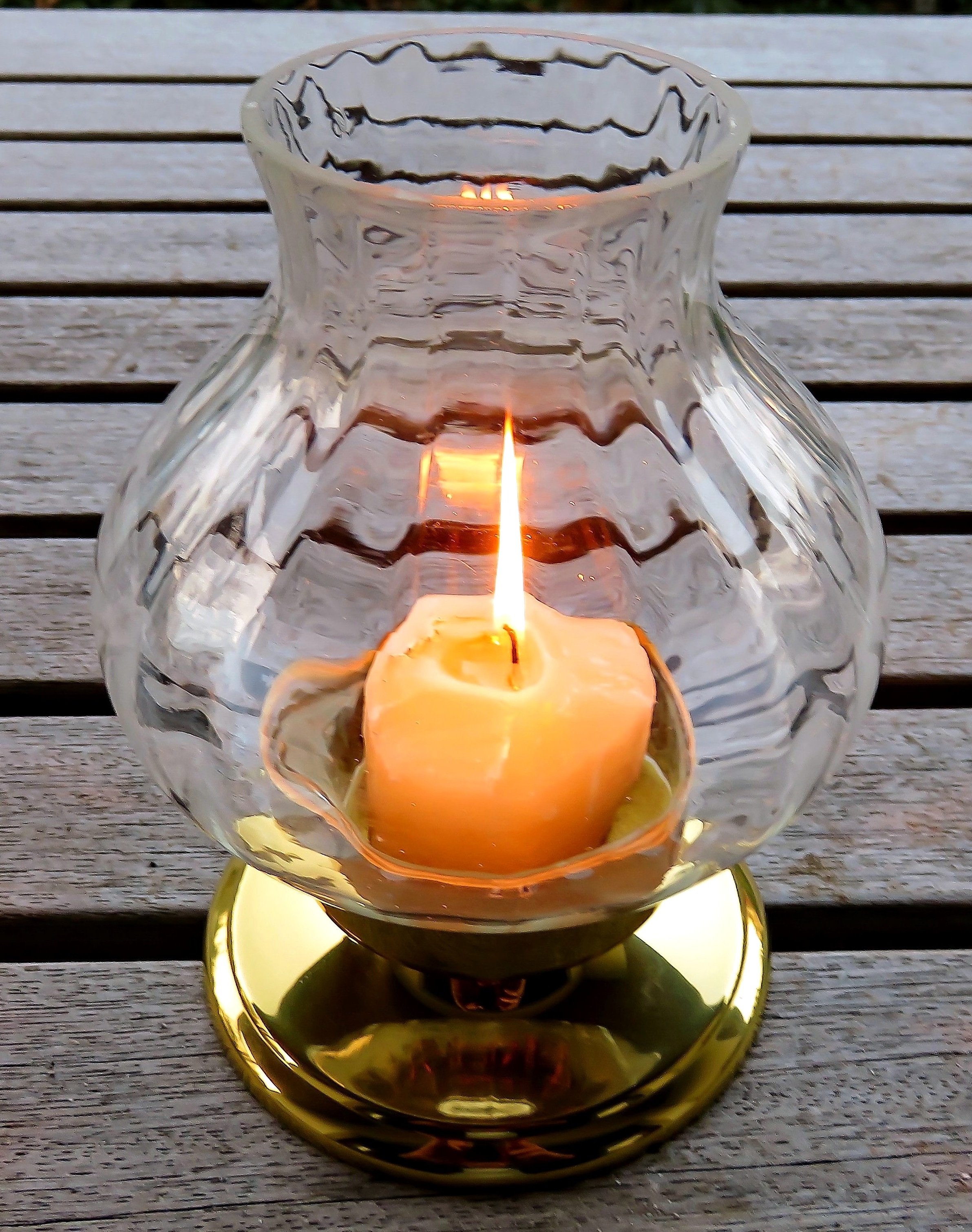 nature, drink, food and drink, decoration, illuminated, table, fire - Natural Phenomenon, light, wood - Material, light in darkness, brass stand, fire, Phone HD Wallpaper