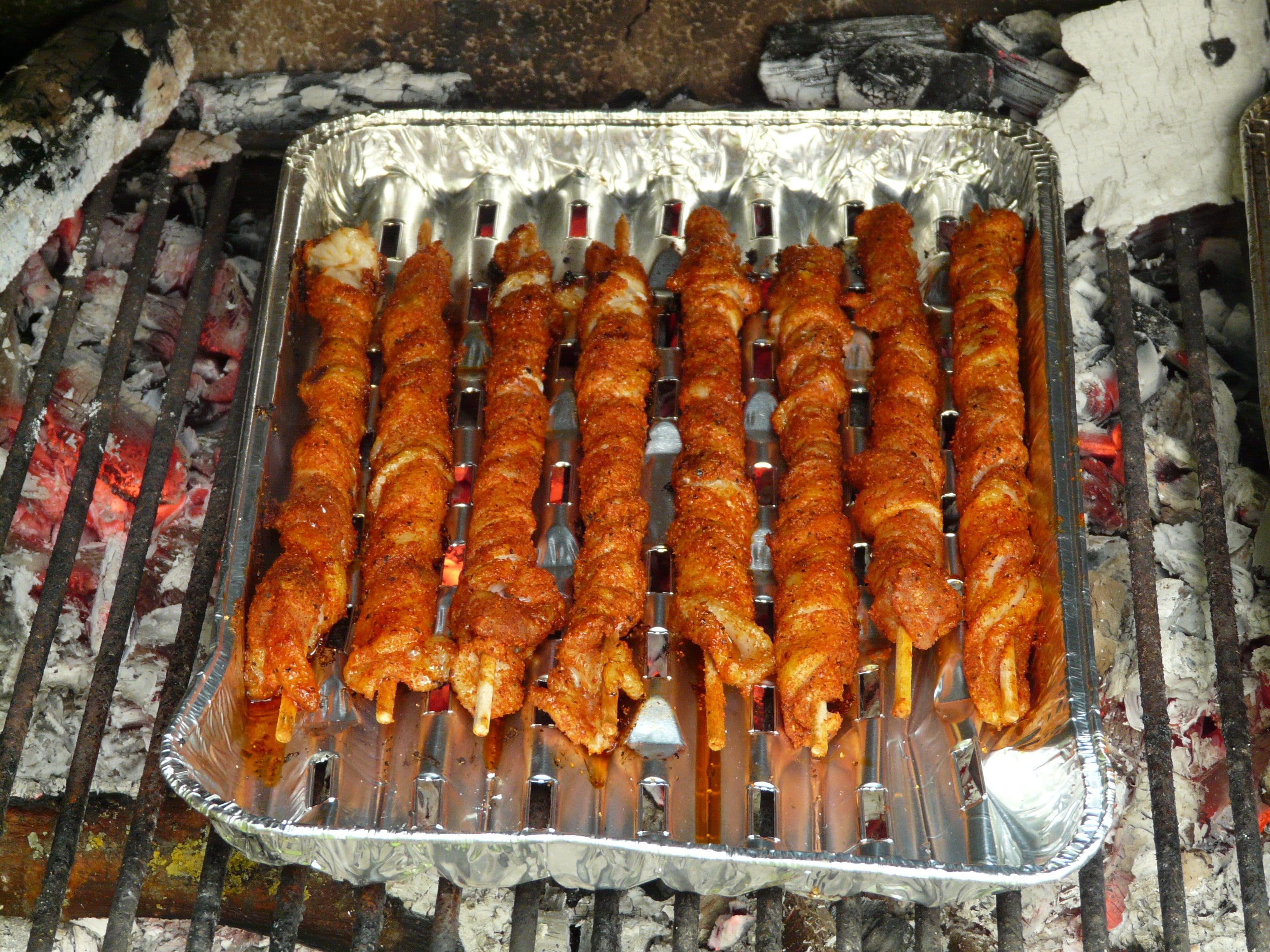 preparation, wellbeing, grill flares, sweetcorn, embers, grilling, high angle view, 2K, preparing food, day, no people, pork belly, sausage, food, heat, HD Wallpaper