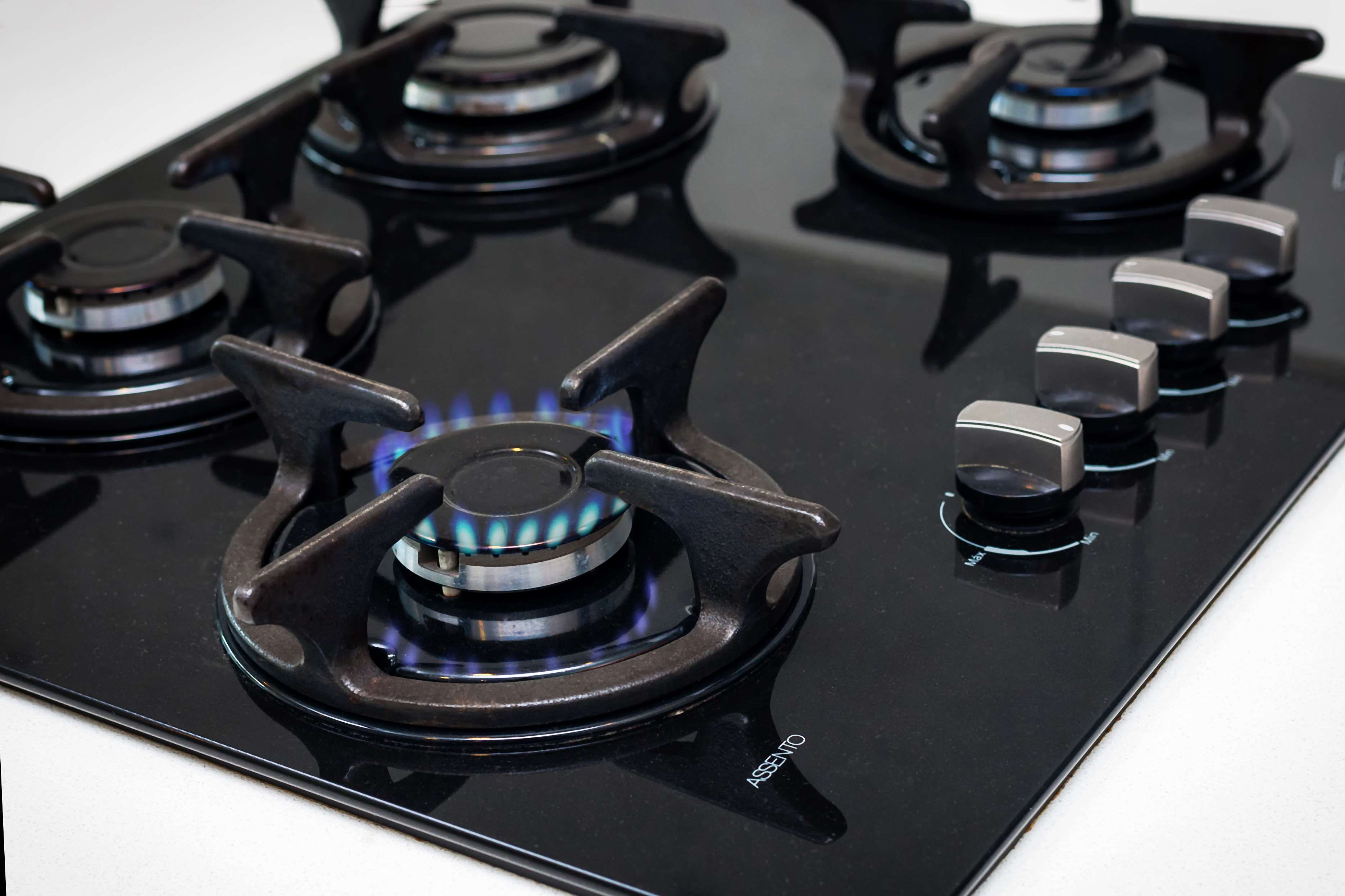 technology, equipment, knob, kitchen, burner - stove top, high angle view, still life, sound recording equipment, connection, arts culture and entertainment, HD Wallpaper