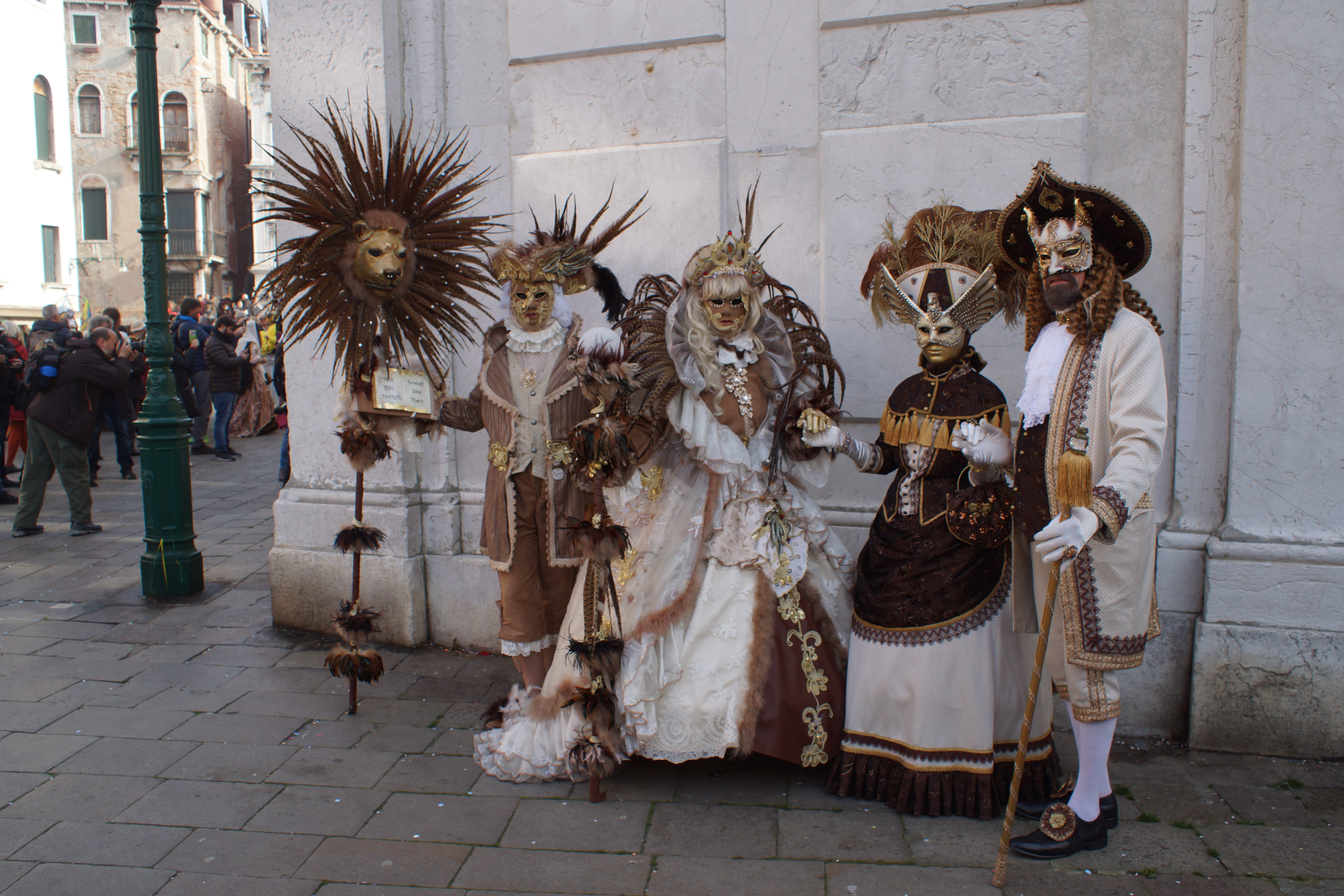 people, unrecognizable person, architecture, priest, street, parade, sculpture, mardi gras, flooring, festival, 5K, celebration, audience, art, disguise, HD Wallpaper
