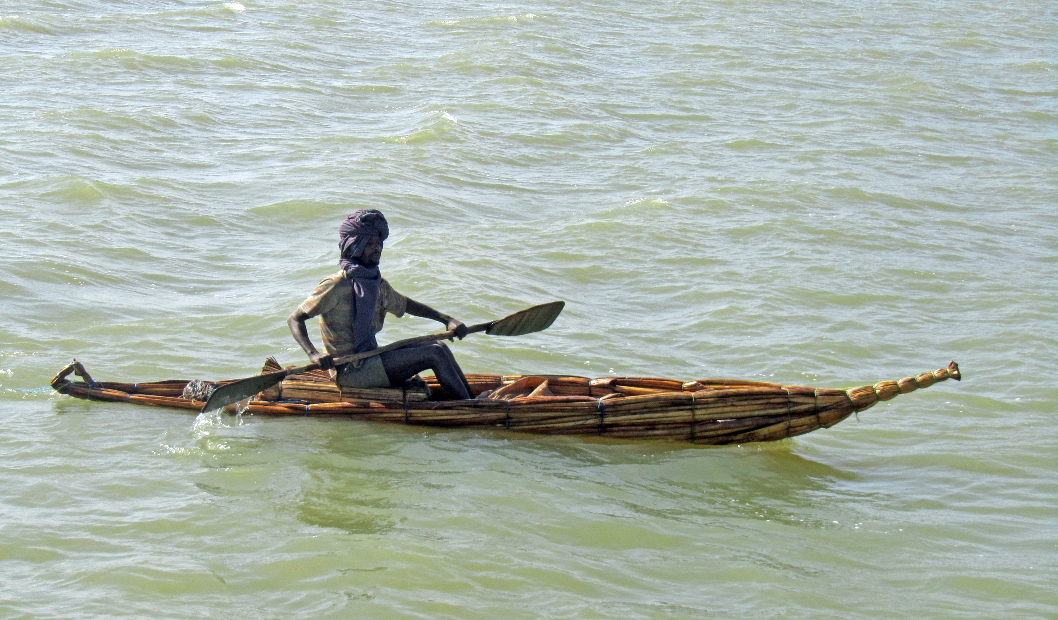 basket, high angle view, ethiopia, waterfront, nautical vessel, oar, people, reed boat, outdoors, occupation, men, fisherman, nature, full length, tana, HD Wallpaper
