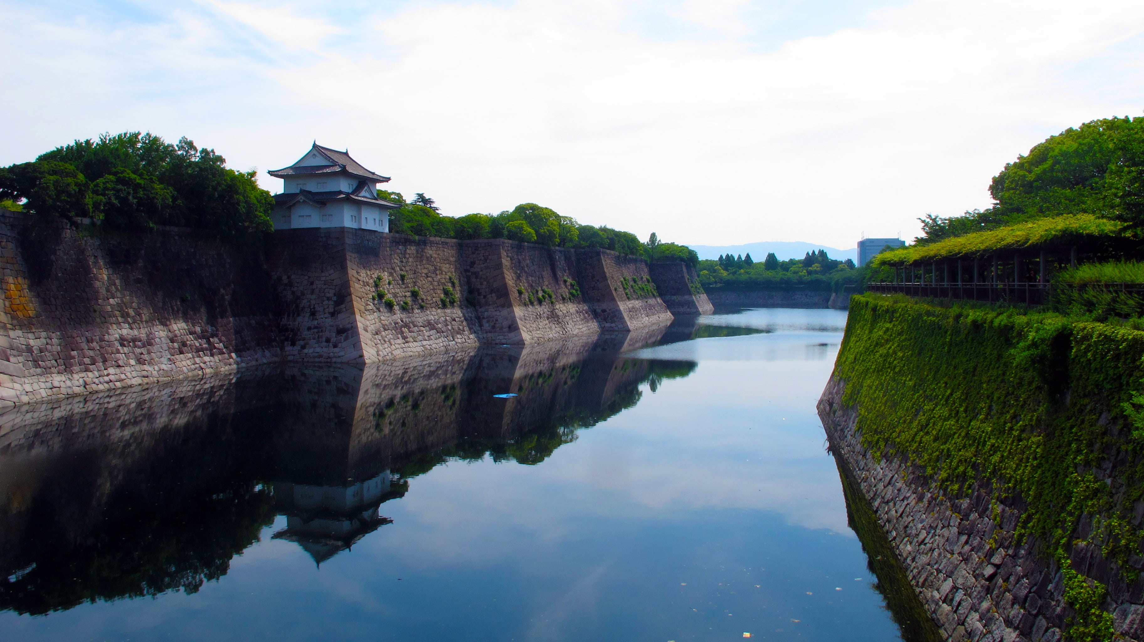 lake, building, plant, built structure, water, travel destinations, protection, nature, construction, azuchi-momoyama period, 6th century, tree, cloud - sky, HD Wallpaper