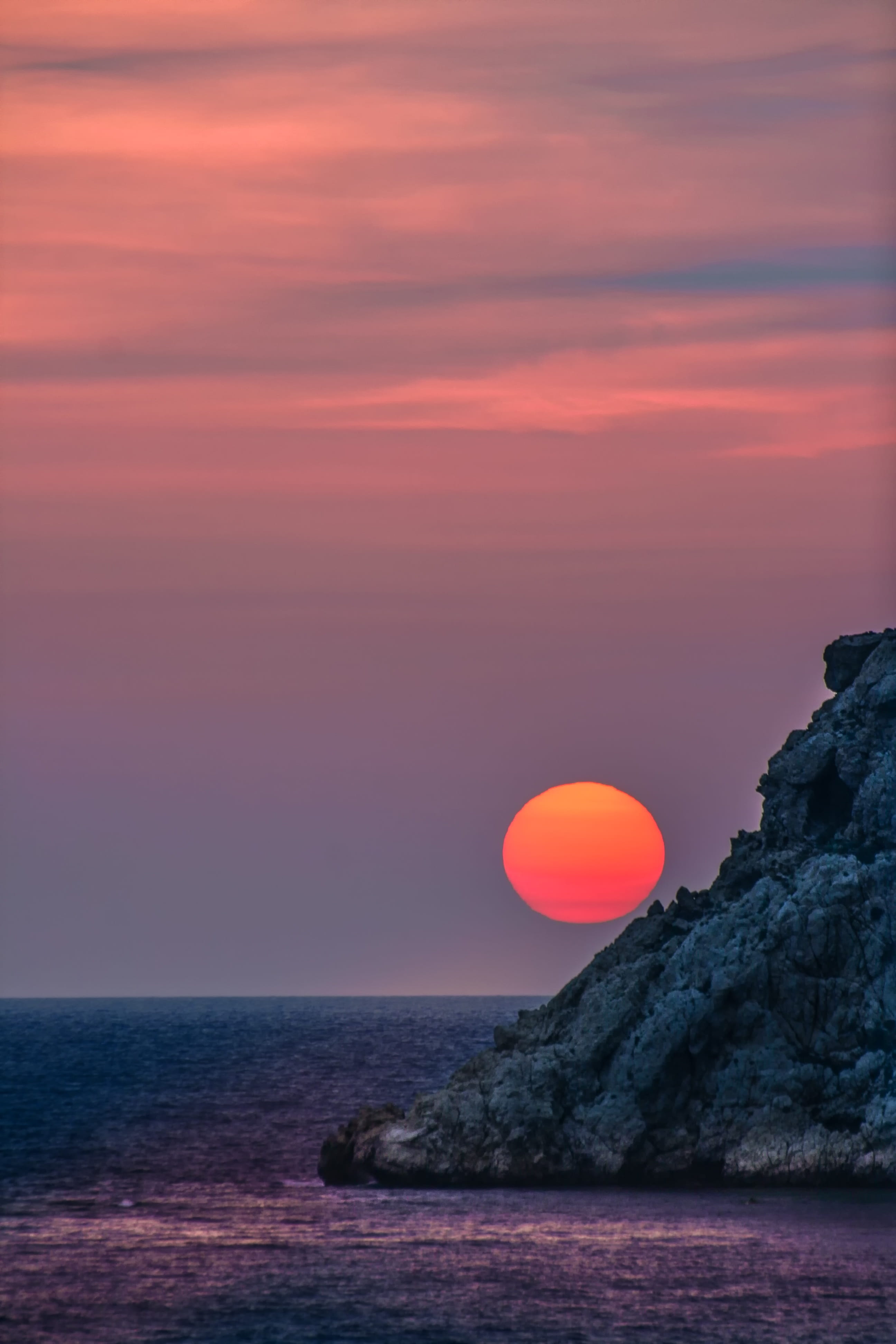 water, 4K, holiday, scenics - nature, purple, idyllic, outdoors, ball, rock, solid, tranquil scene, mountain, orange, sky, waters, nature, mood, yellow, Phone HD Wallpaper