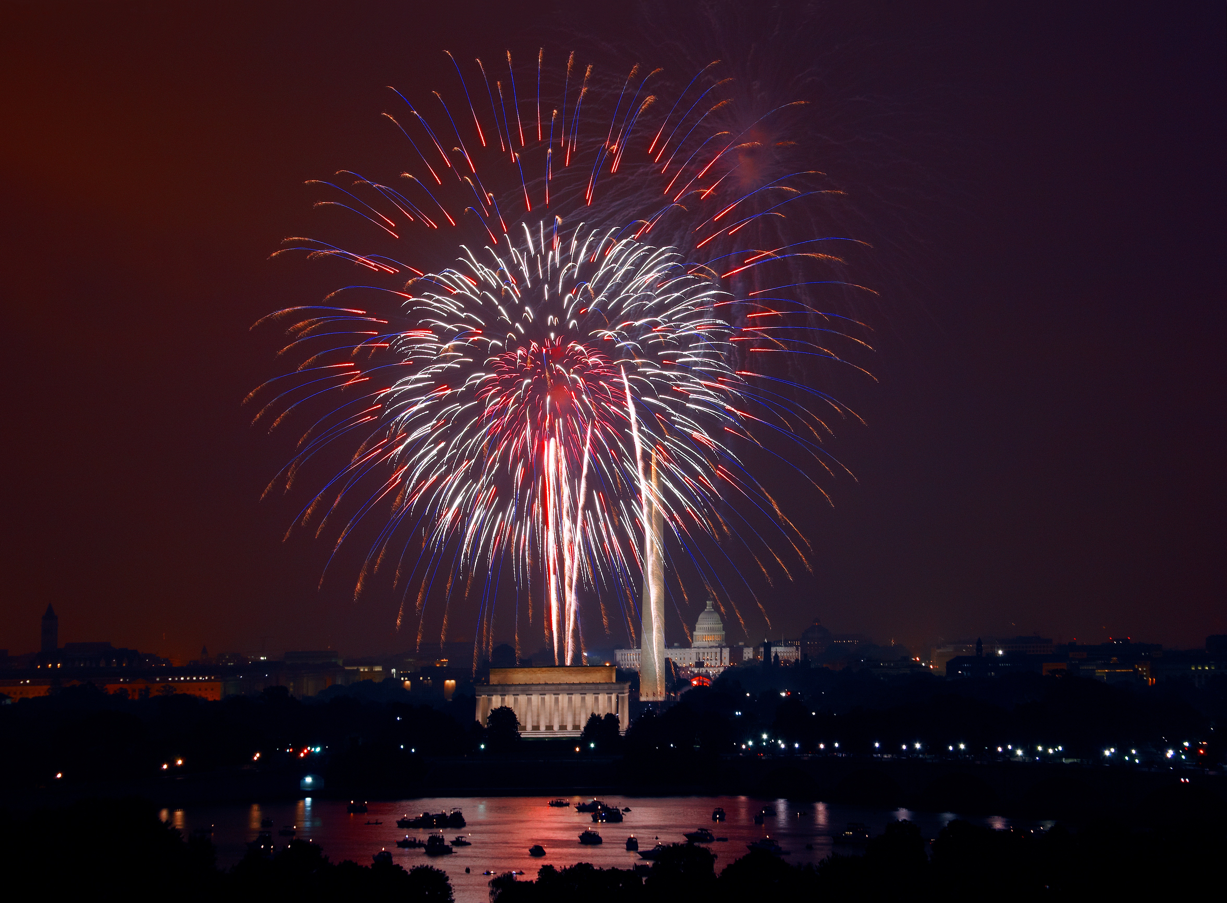 celebration, water, national mall, firework Display, outdoors, fire - Natural Phenomenon, illuminated, no people, reflection, 4th, firework - Man Made Object, HD Wallpaper