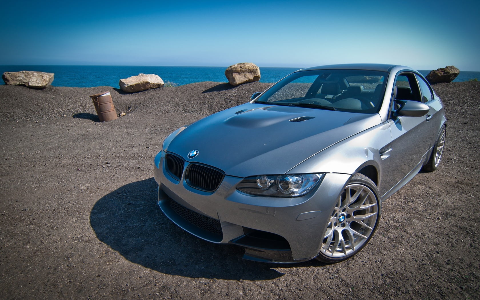 horizon over water, parking, BMW, motor vehicle, transportation, gray, mode of transportation, land, blue, rock, beach, day, nature, 720P, water, car, HD Wallpaper