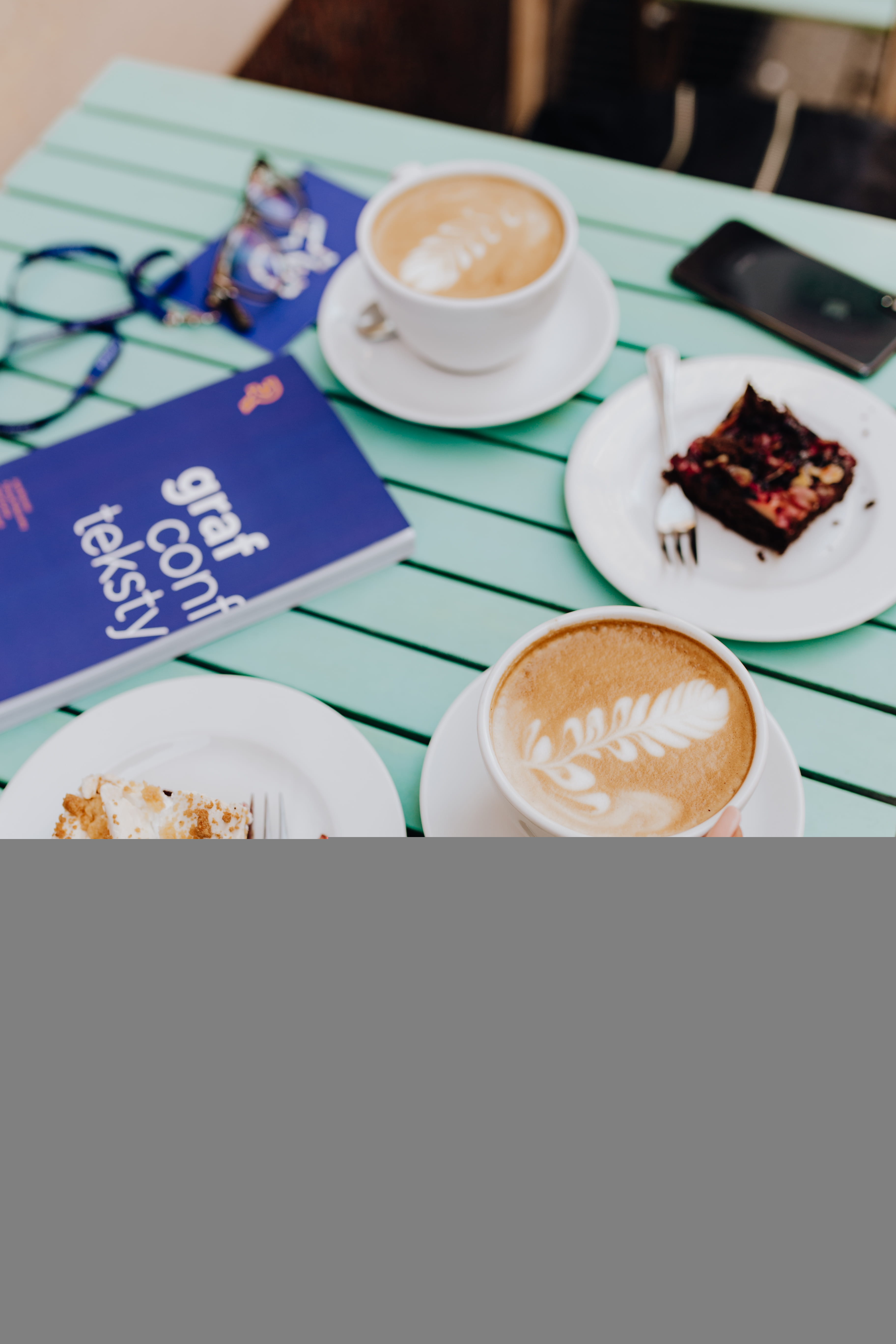 coffee cup, coffee - drink, eating, saucer, drinking, frothy drink, drink, still life, cup, temptation, time, female, meeting, lunch, retaurant, food, breakfast, Phone HD Wallpaper