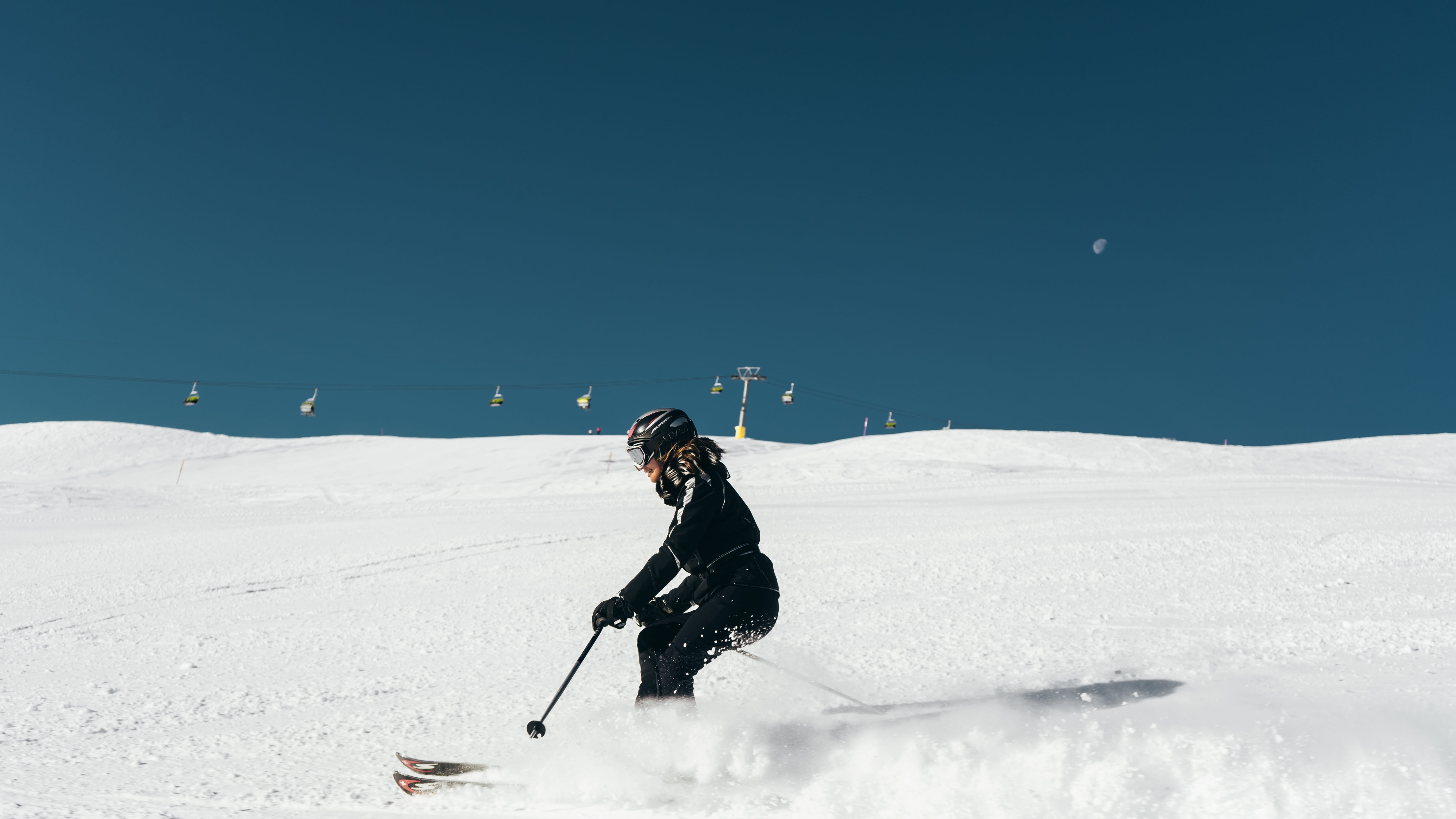 ski holiday, snow, day, full length, holiday, ski slope, ice, winter sport, sport, cold temperature, bird, outdoors, mountain range, leisure activity, mountain, HD Wallpaper