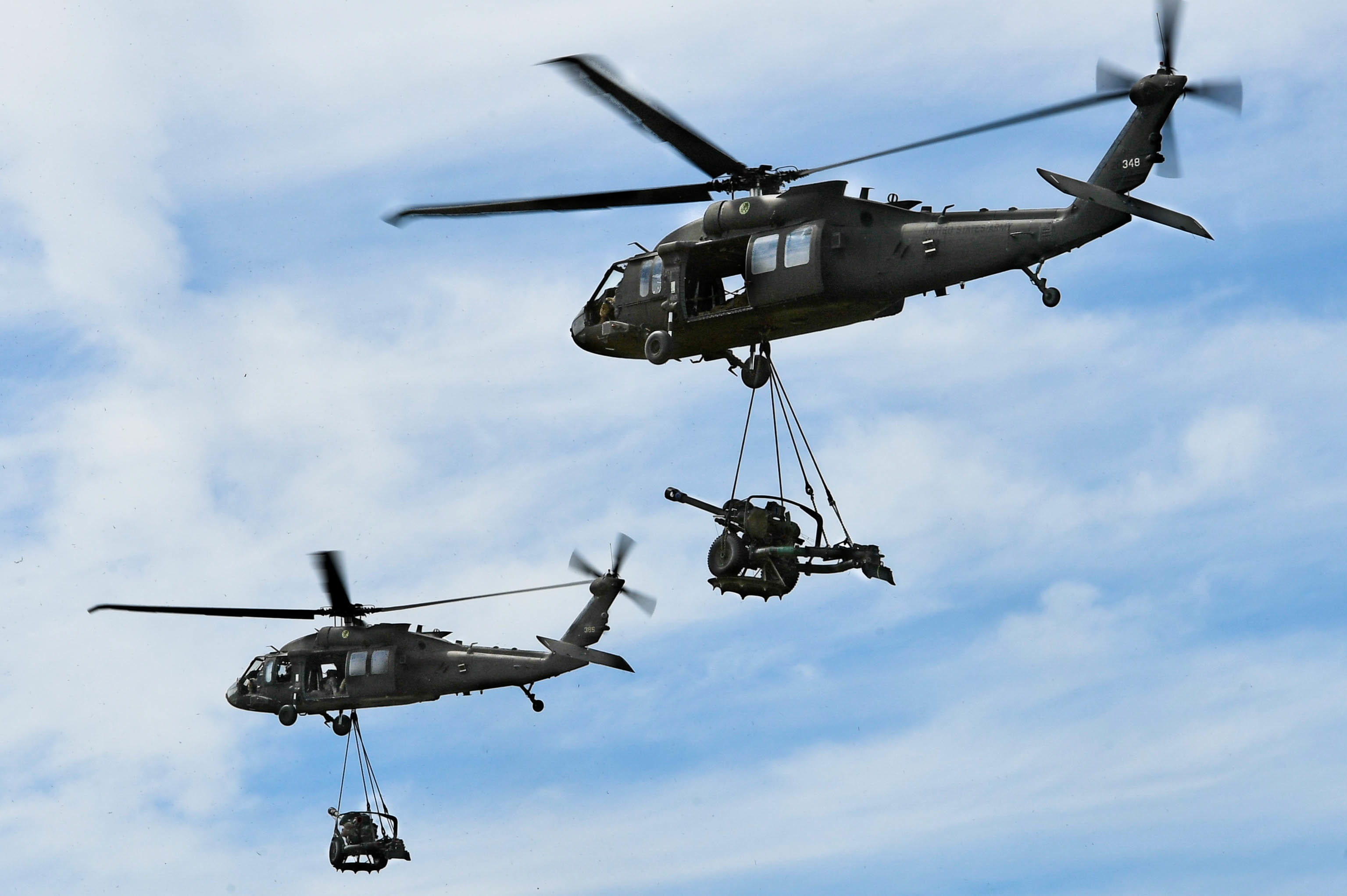 special forces, day, army, black, united states, rotor, mid-air, propeller, sikorsky, government, aerospace industry, aggression, air force, 2K, flying, HD Wallpaper
