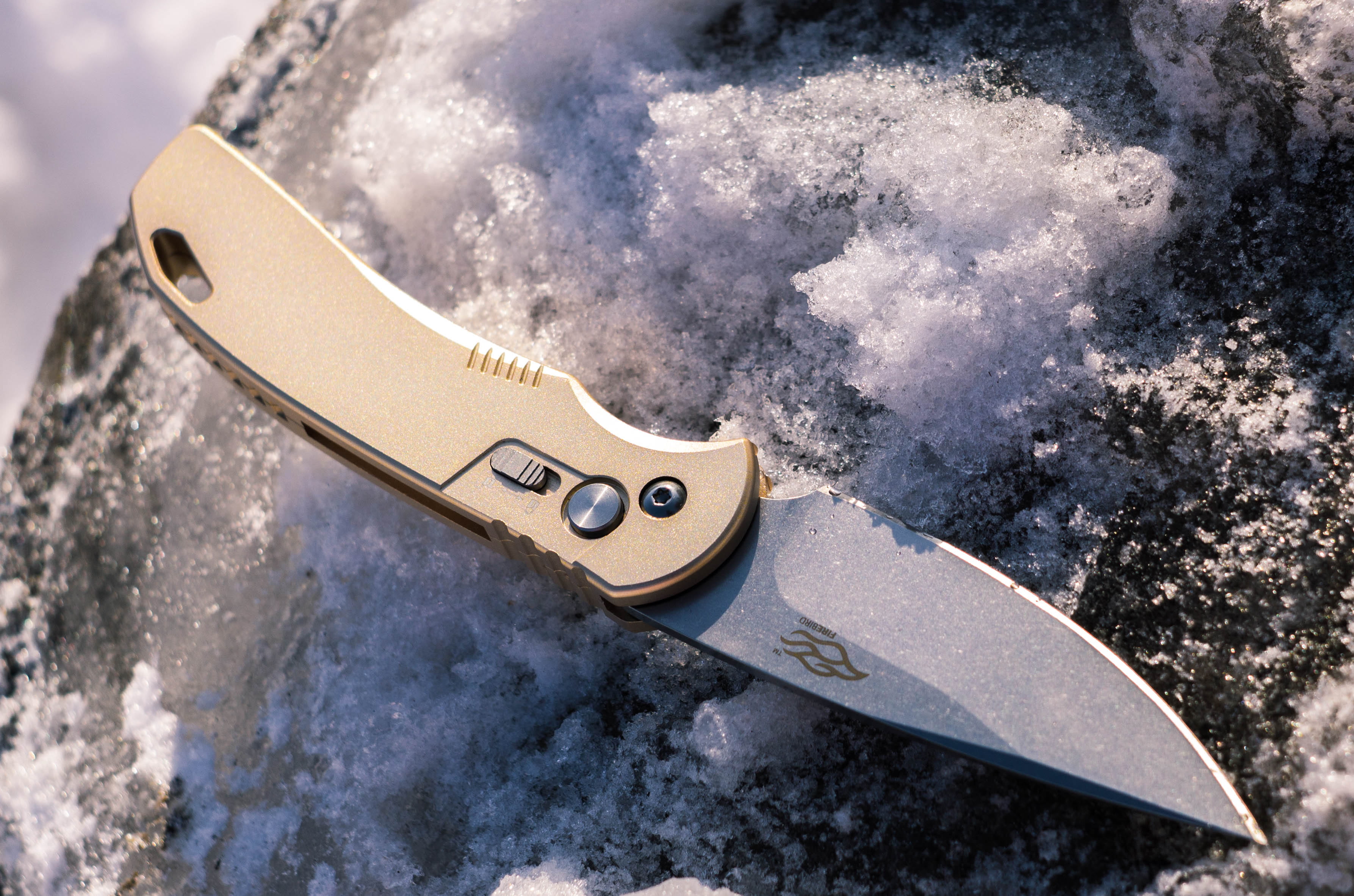 danger, single object, cold temperature, white color, aquatic sport, motion, outdoors, stainless steel, colored background, cutter, nature, communication, HD Wallpaper