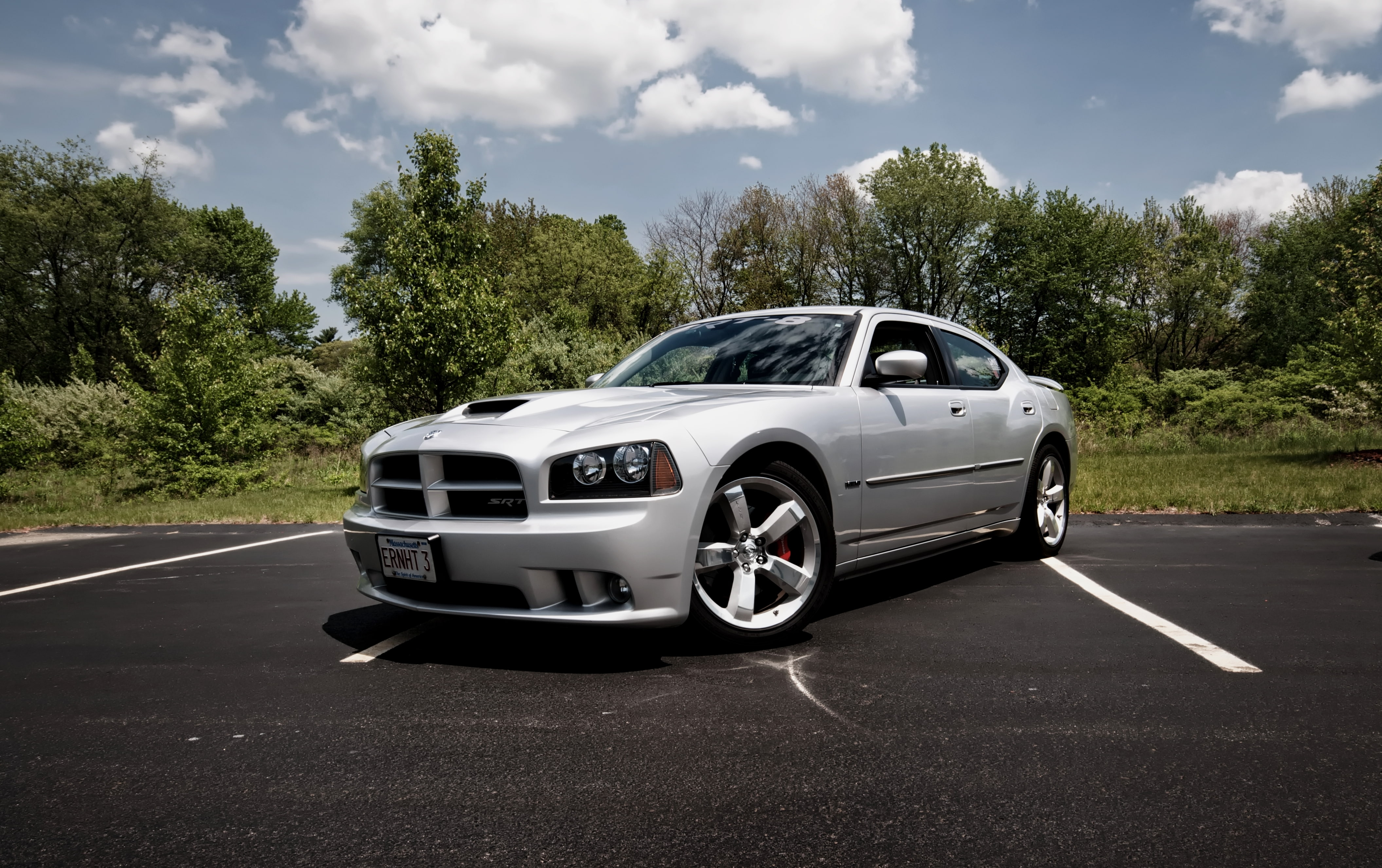 20-inch aluminum wheels, cult car, 4K, tuning, functional hood, supercar, silver, Dodge Charger SRT8, design, front grille with black honeycomb, HD Wallpaper