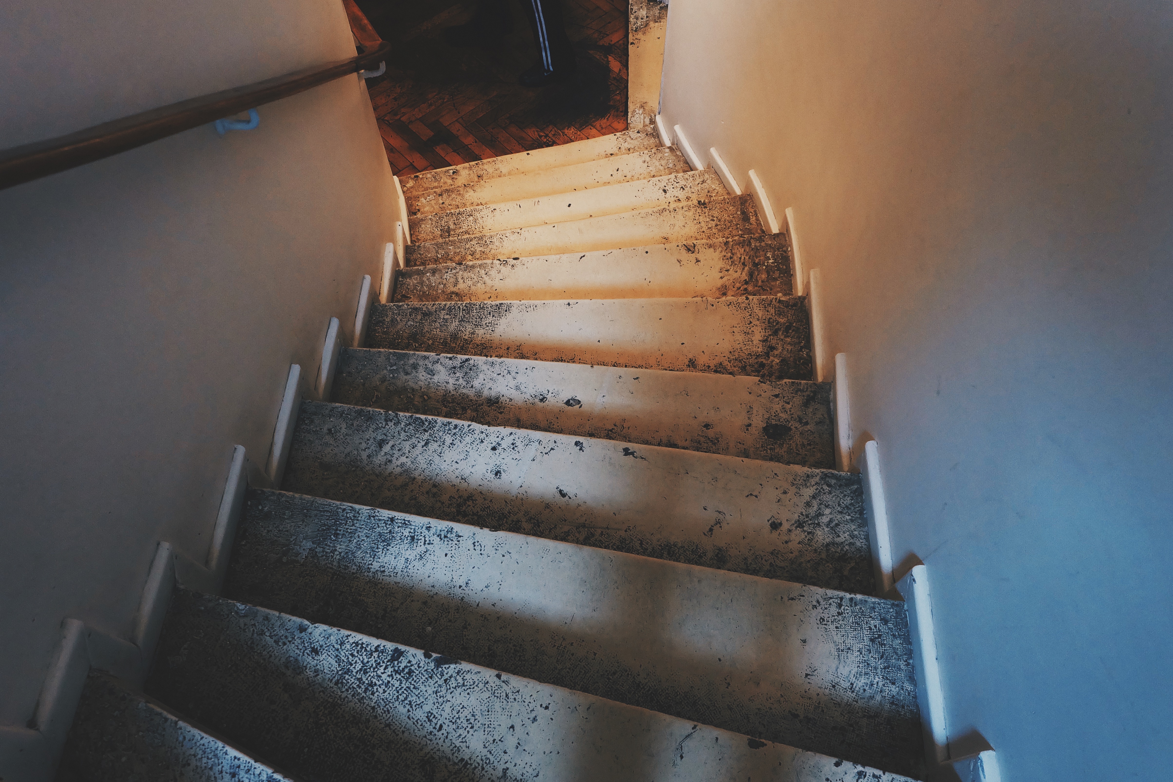 down, no People, railing, building, steps and staircases, diminishing perspective, moving up, staircase, rear view, concrete, metal, direction, interior, HD Wallpaper
