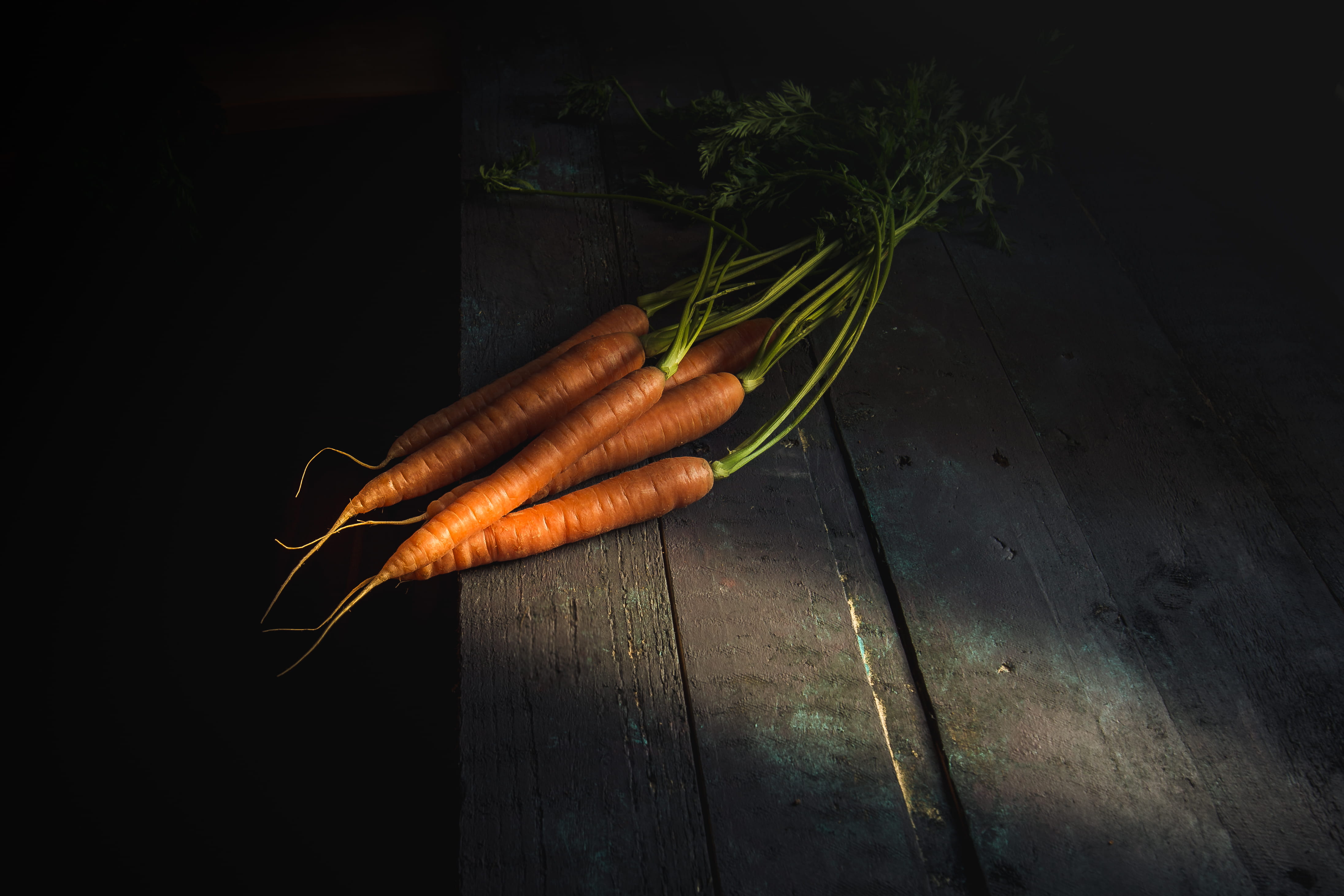 crop, leaf, carrots, vegetable, lot, backgrounds, ripe, cooking, organic, healthy, dark, orange, vegetarian Food, plant, red, carrot, rustic, freshness, HD Wallpaper