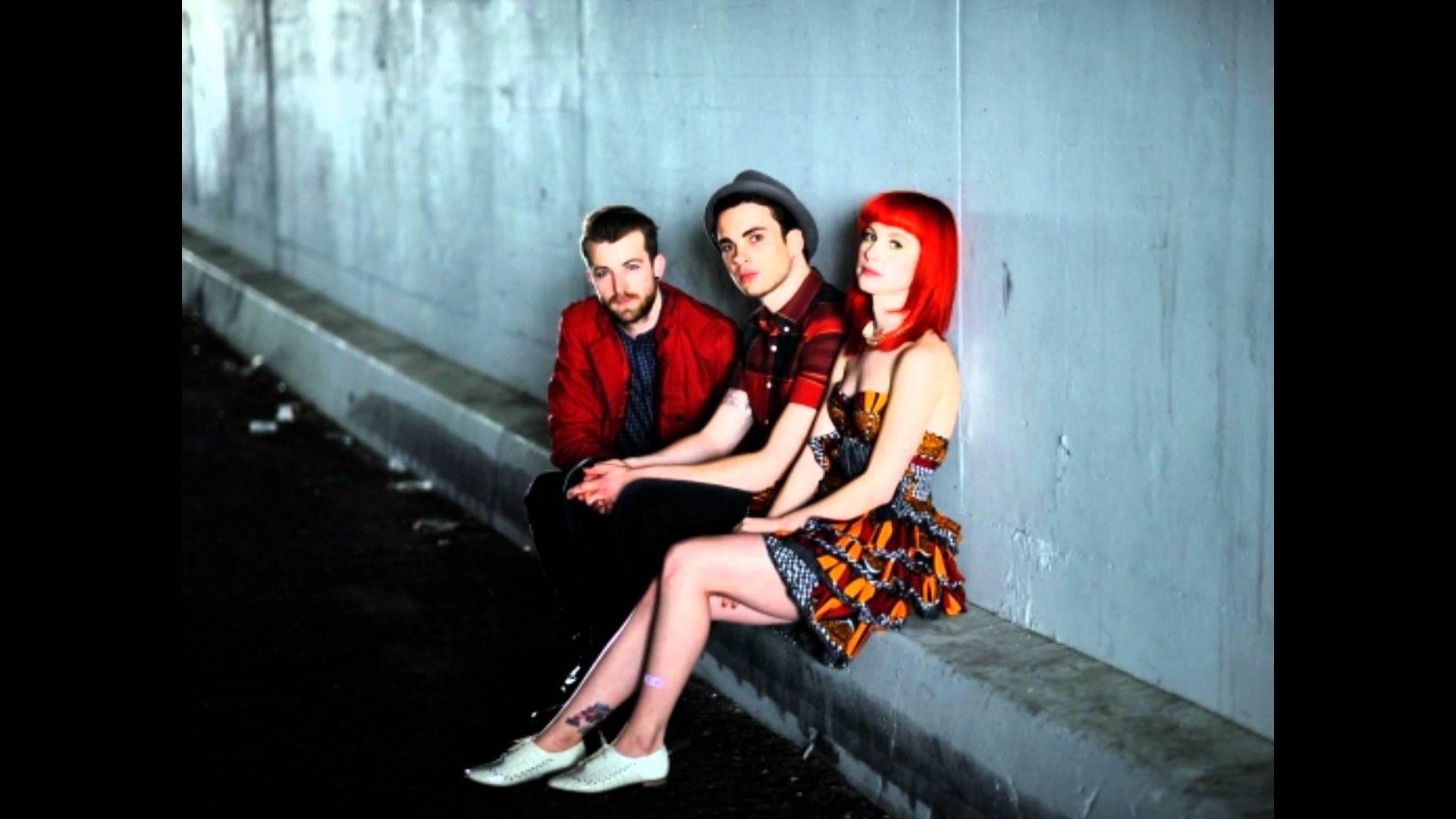 celebrity, still, spaghetti, brown, hollywood, celebrities, yellow, dress, paramore, into, high, women, black, paramore still, s, definition, strap, 1080P, HD Wallpaper